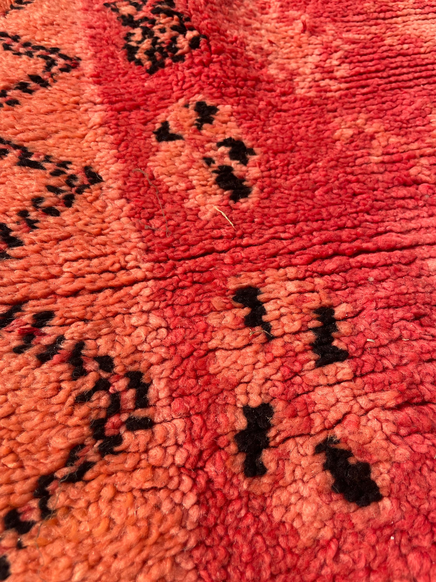 Tapis berbère M’Guild vintage – 2,30x 1,50 m