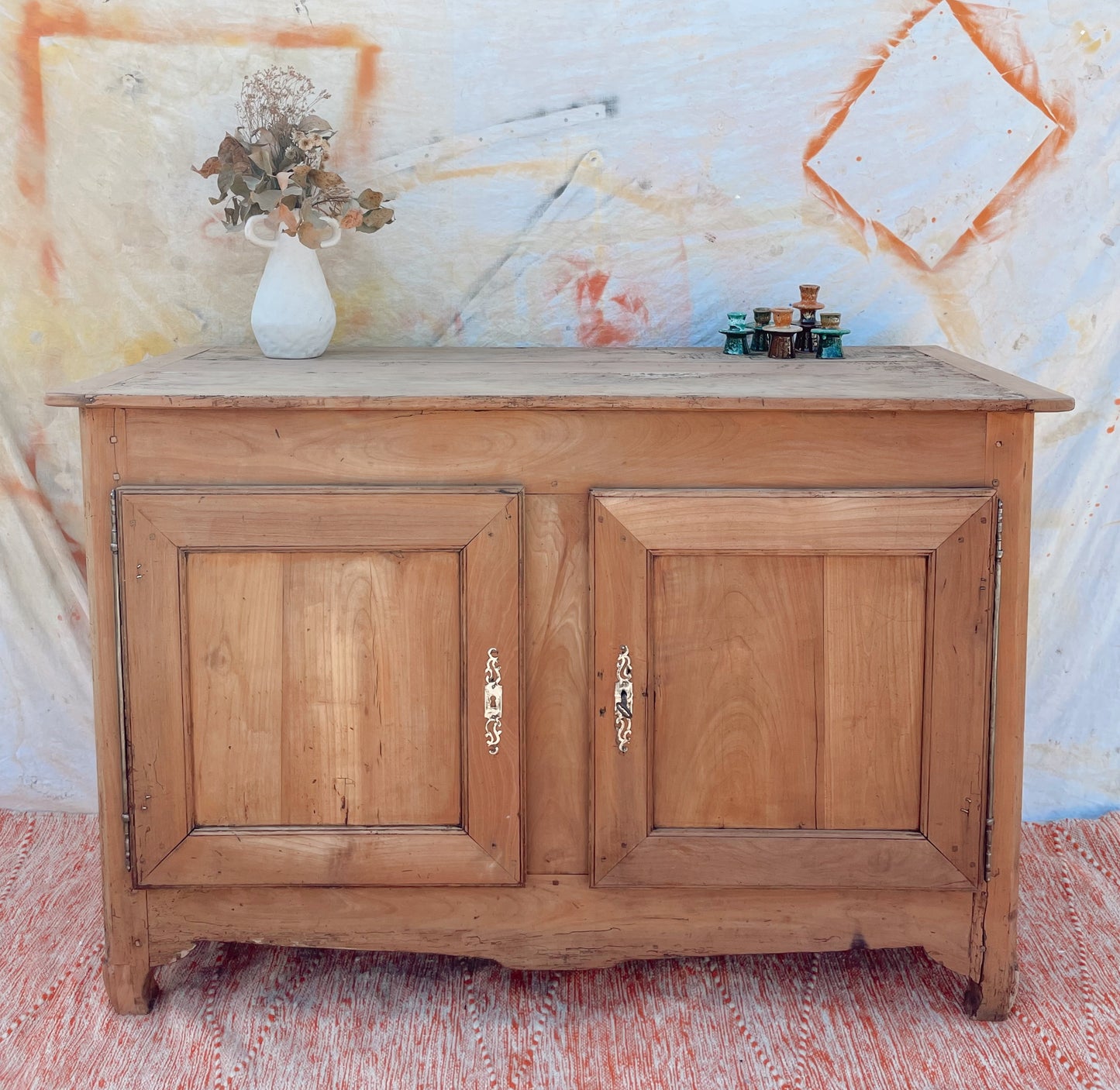 Buffet vintage rustique et classique