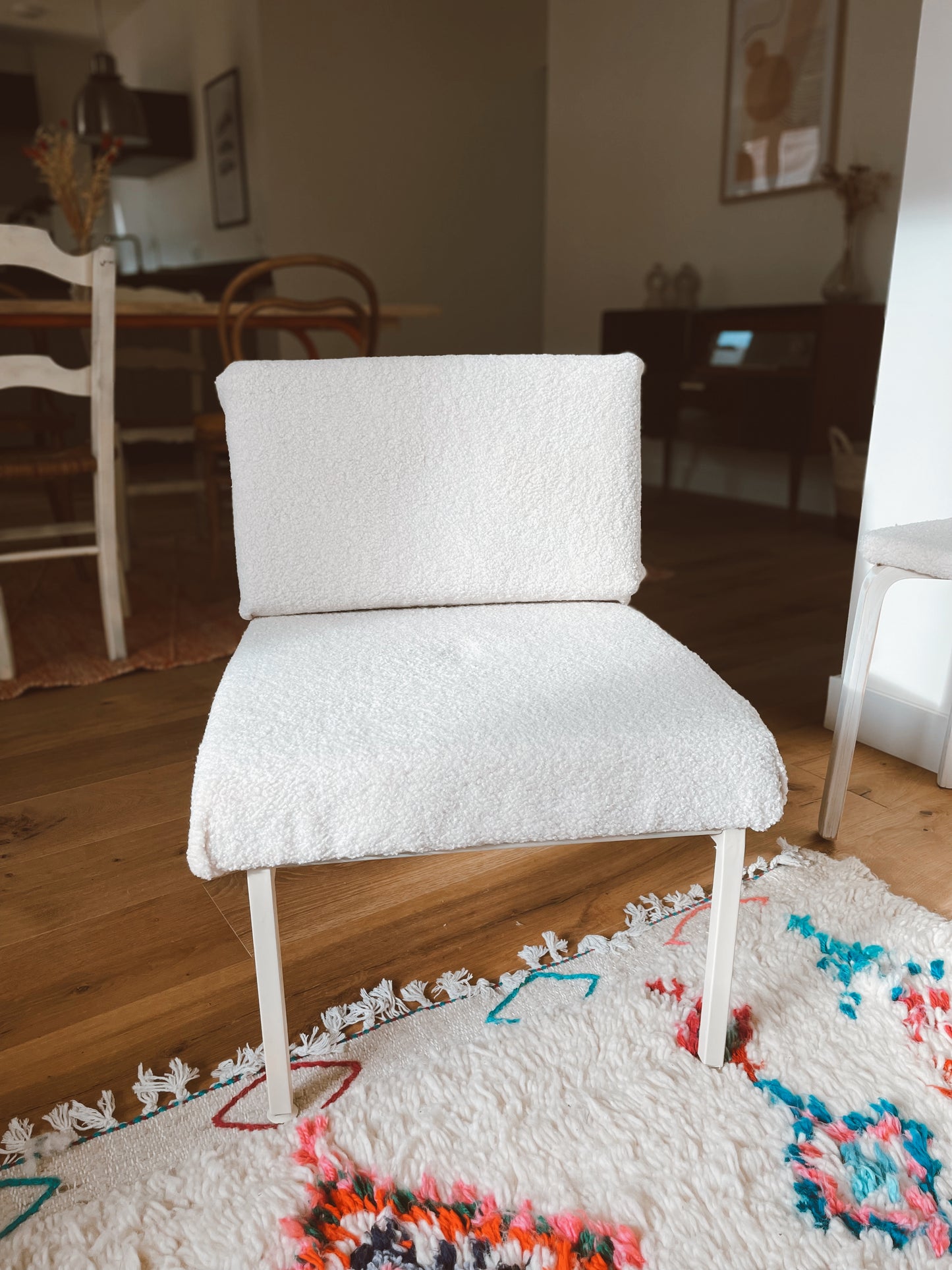 Fauteuil chauffeuse bouclette et metal