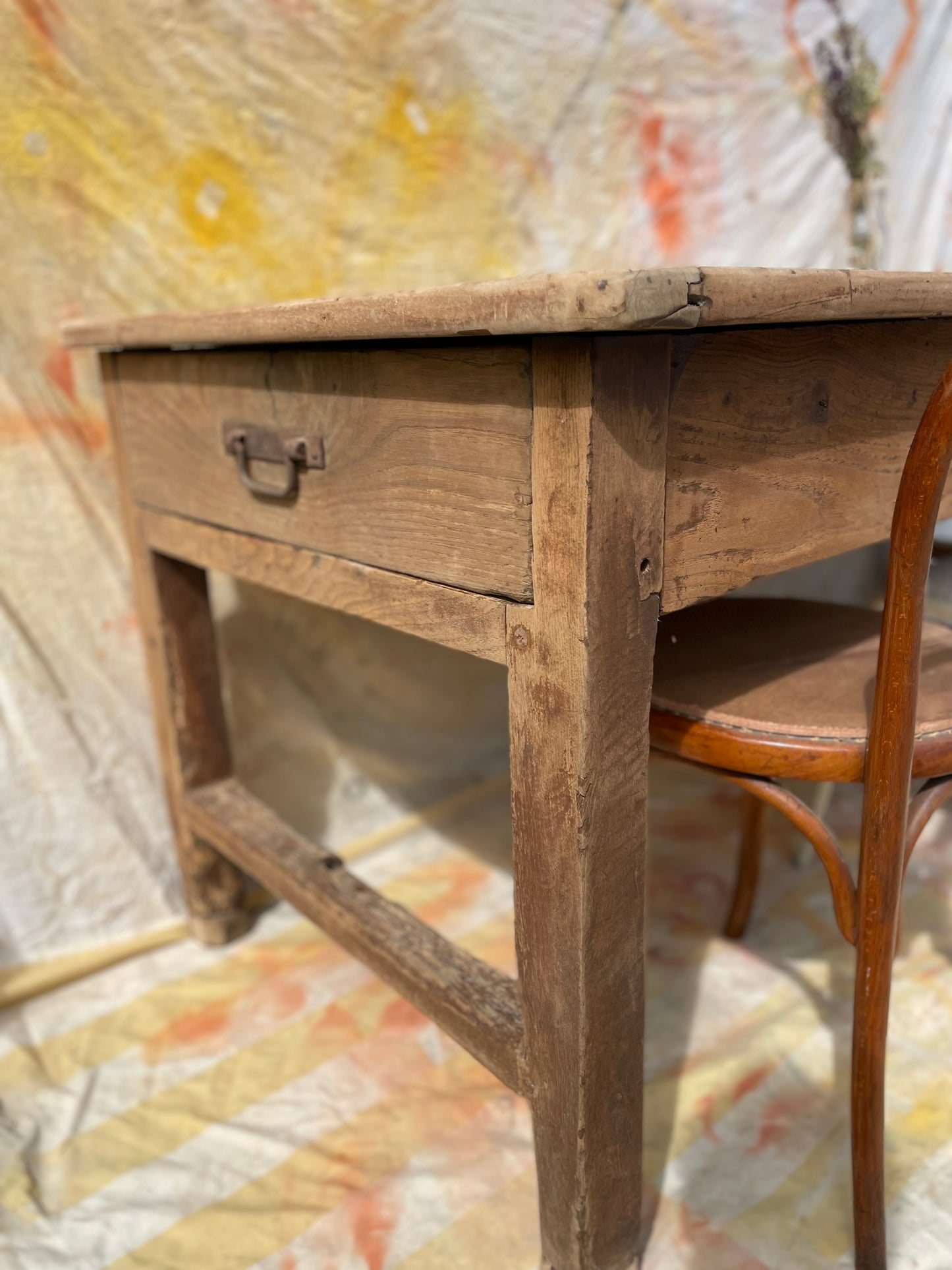 Magnifique table de ferme ancienne en chêne – 2m avec 2 tiroirs
