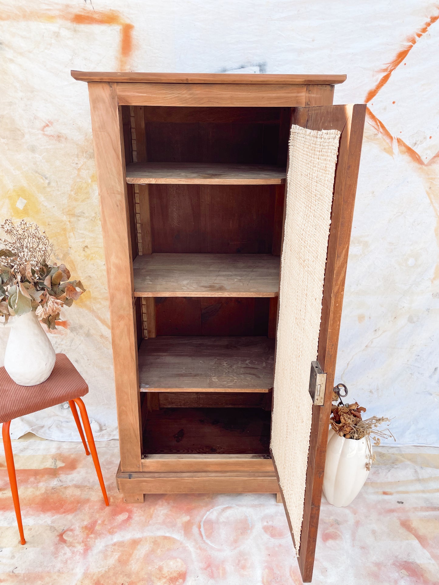 Petite Armoire une porte bois et raphia