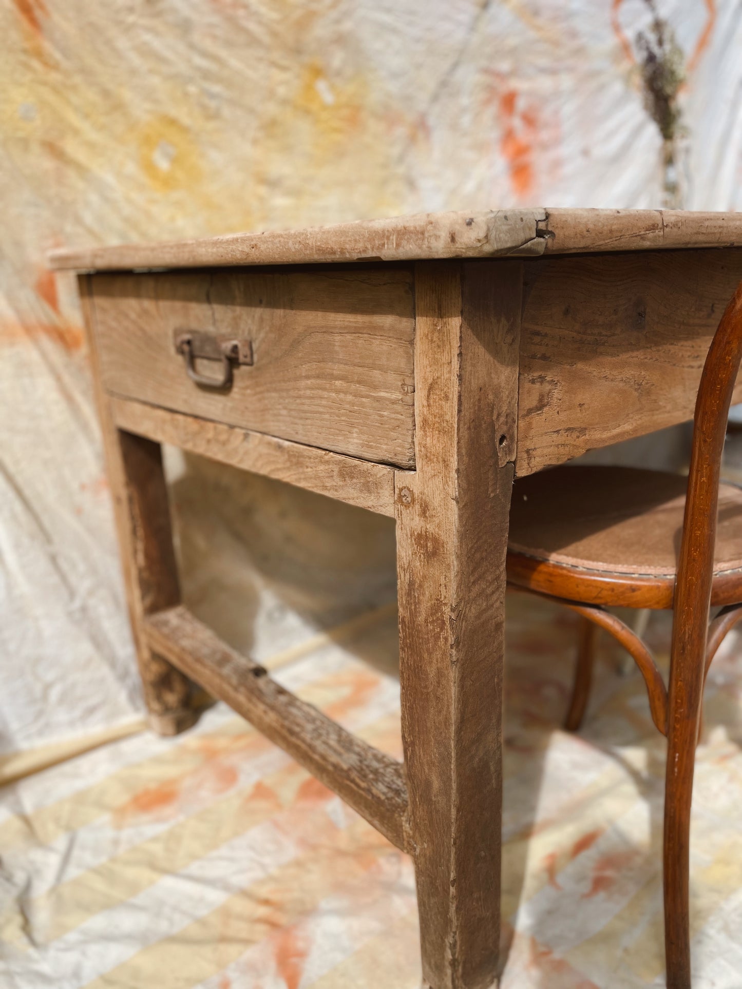 Magnifique table de ferme ancienne en chêne – 2m avec 2 tiroirs