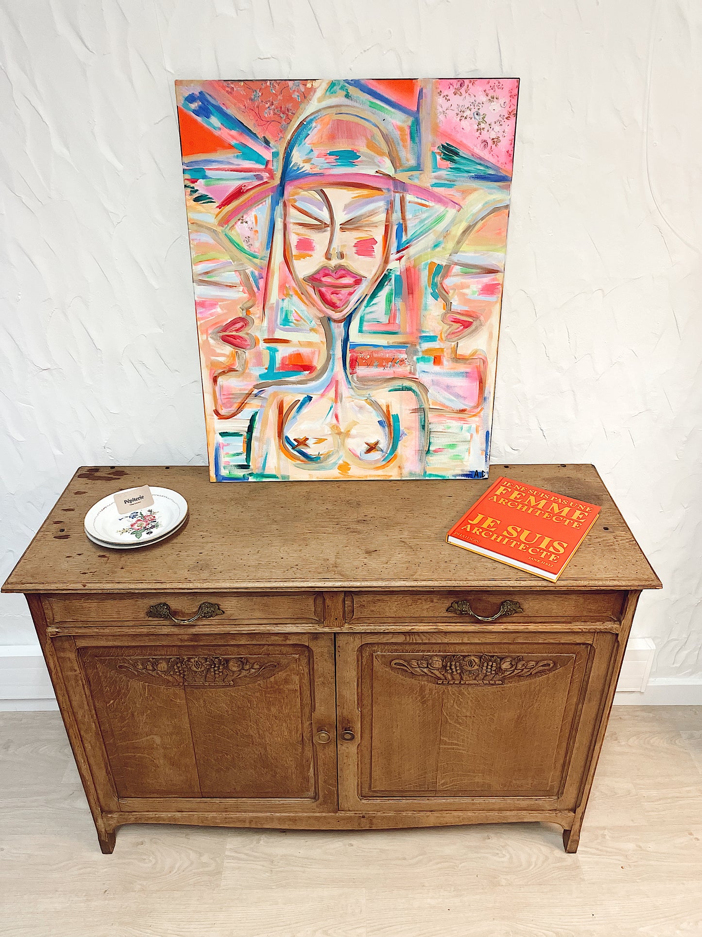 Buffet vintage art déco en bois brut sculpté