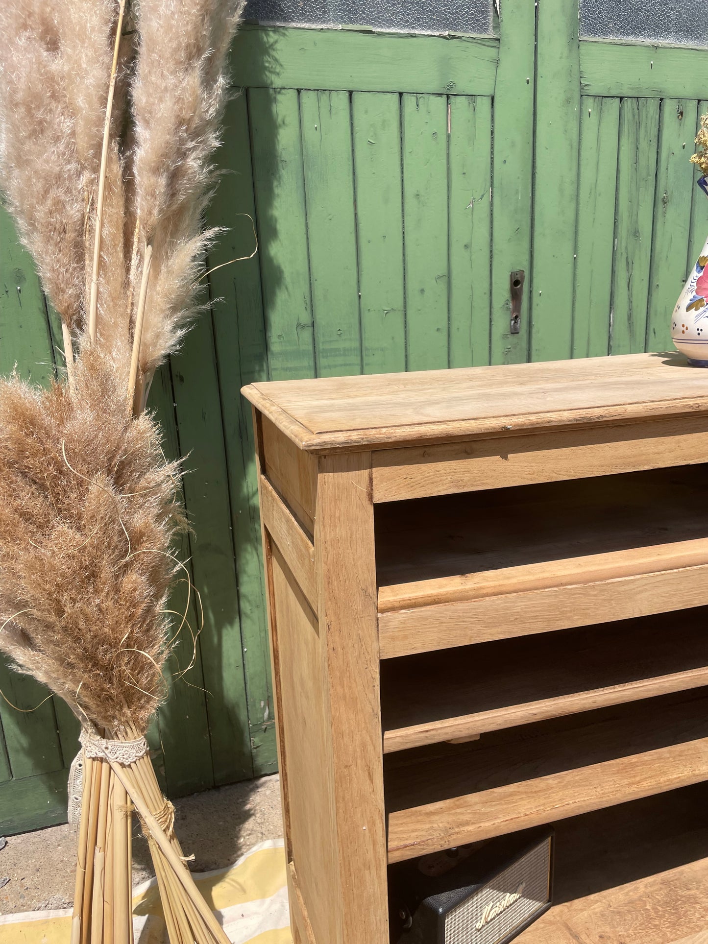 Buffet ouvert vintage bohème, Chêne brut décapé