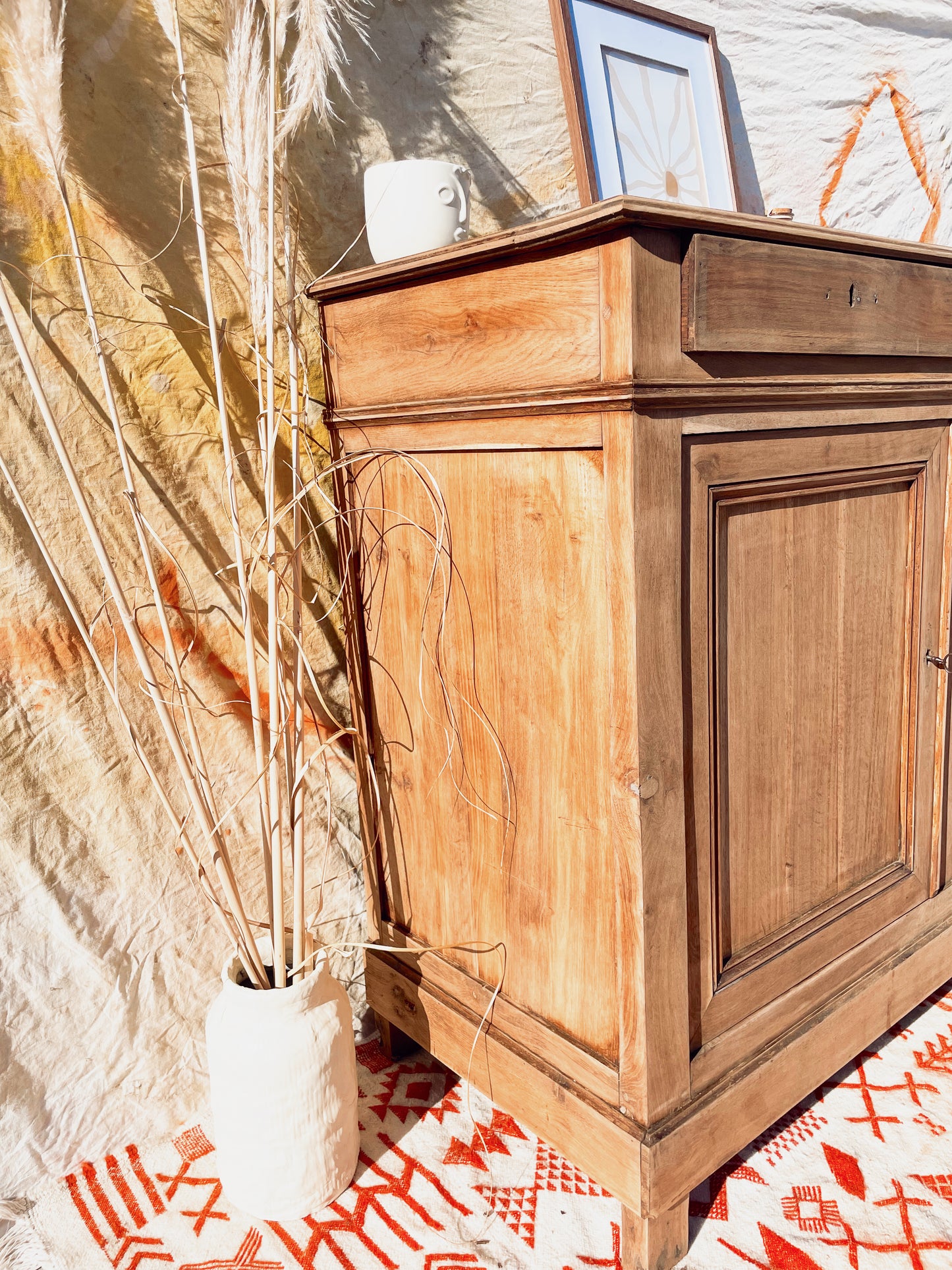 Buffet en bois massif vintage – charme authentique