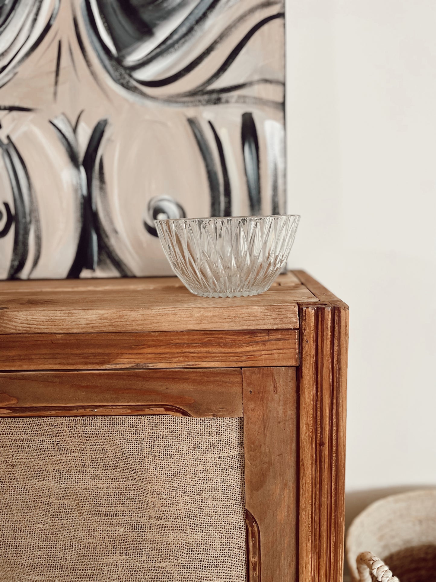 Buffet bas bois brut et Toile de Jute
