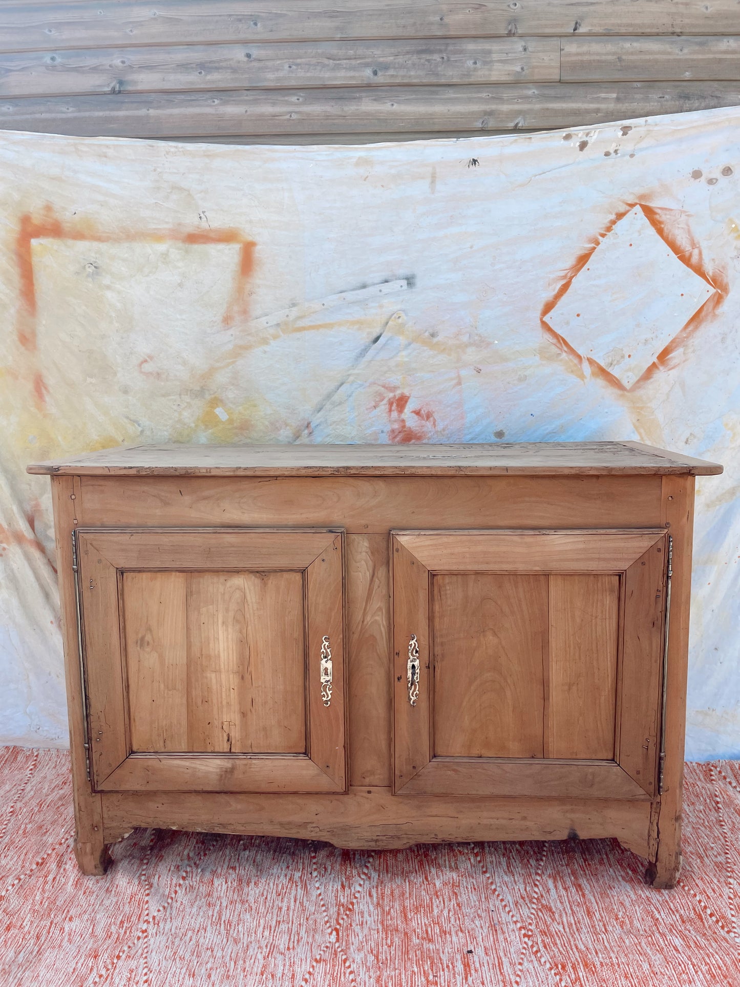 Buffet vintage rustique et classique