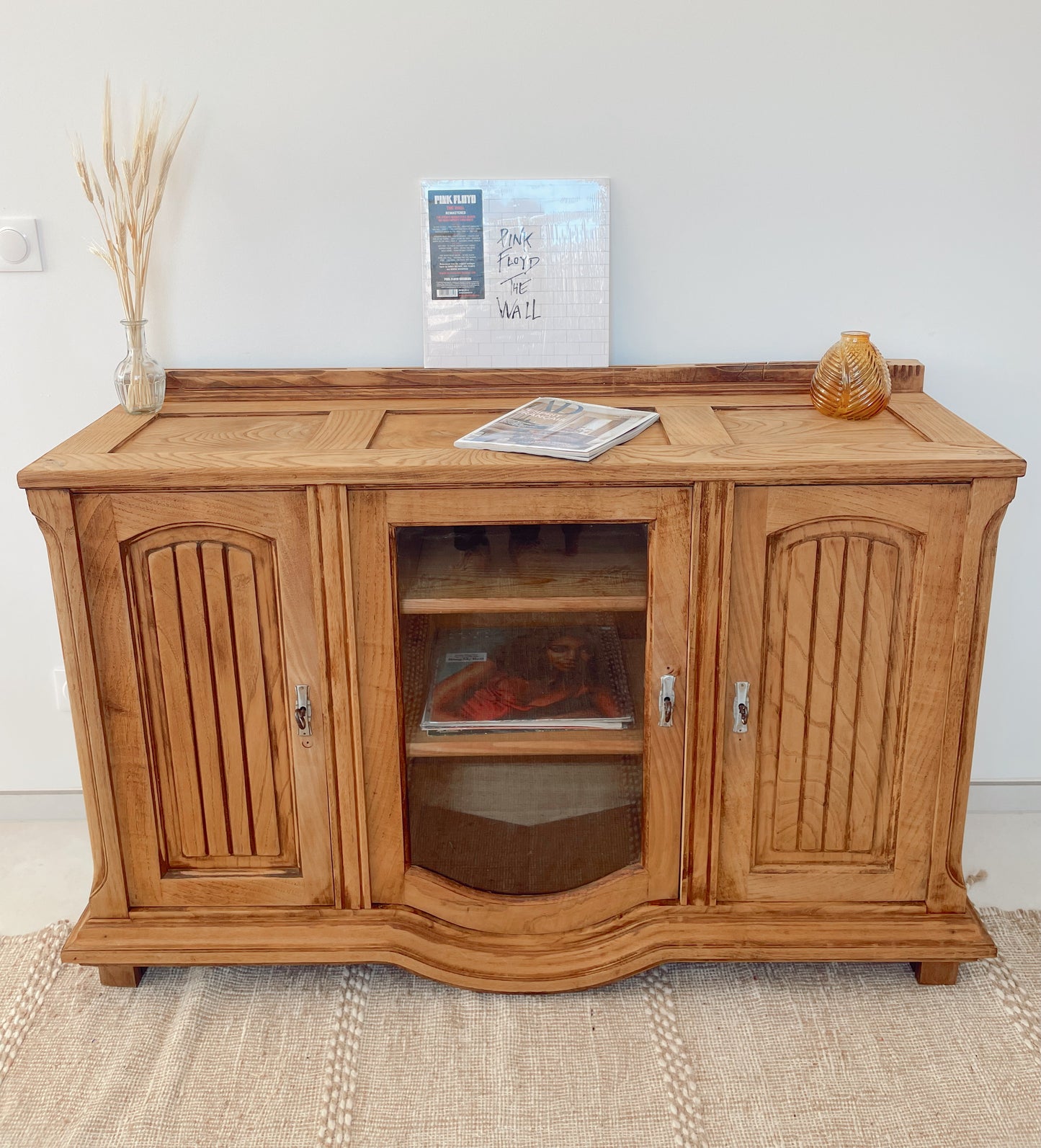 Buffet en bois brut vintage