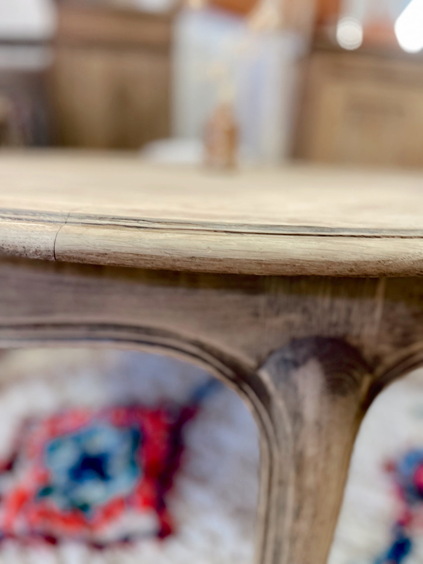 Table basse ronde vintage bois brut