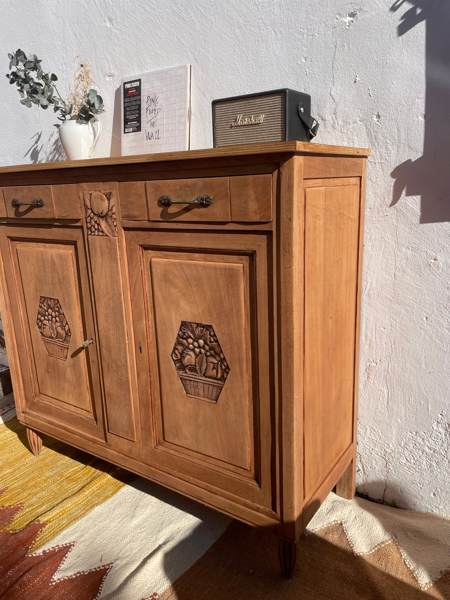 Buffet ancien en bois massif – meuble campagne chic