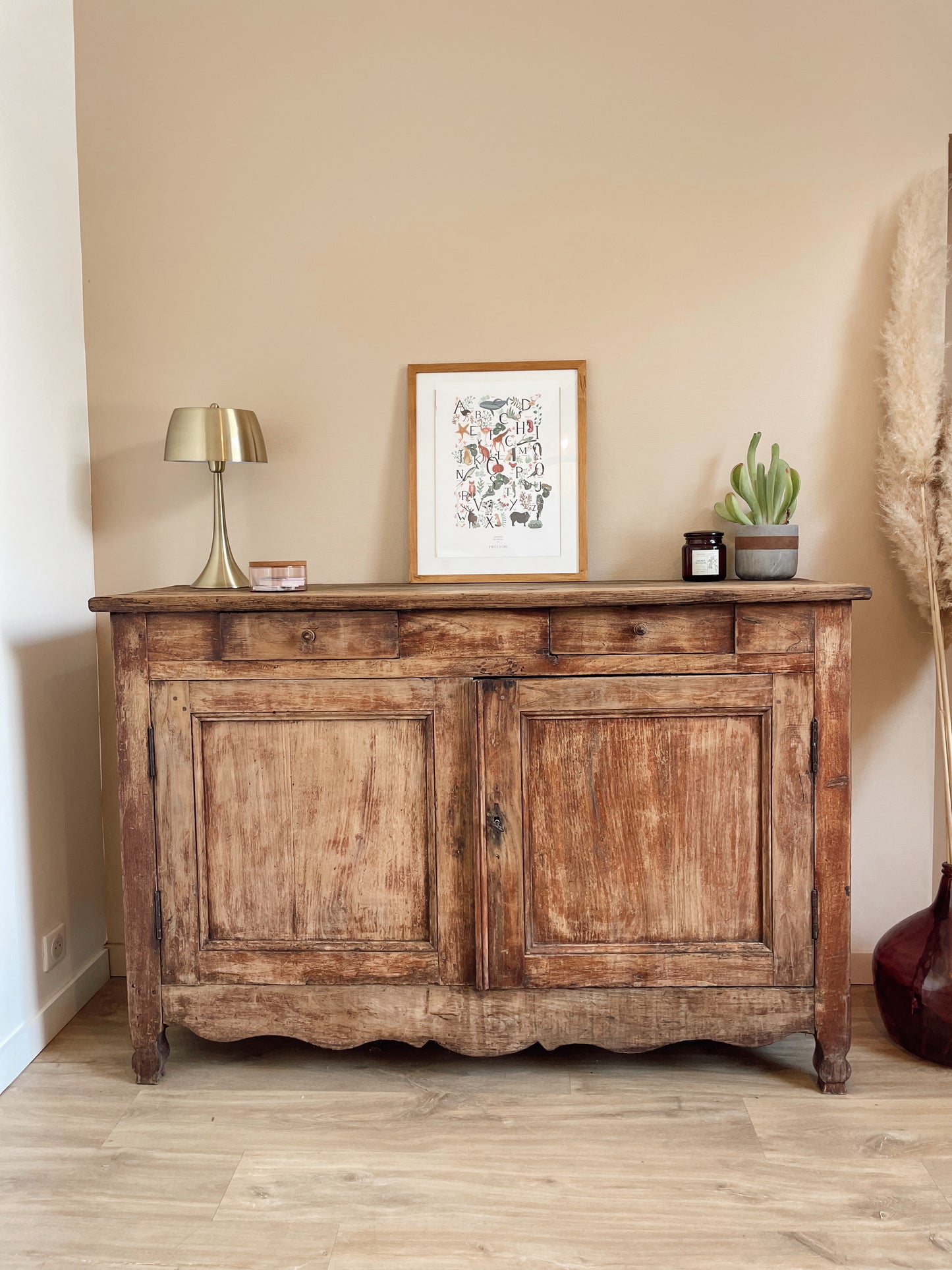 Buffet rustique patiné