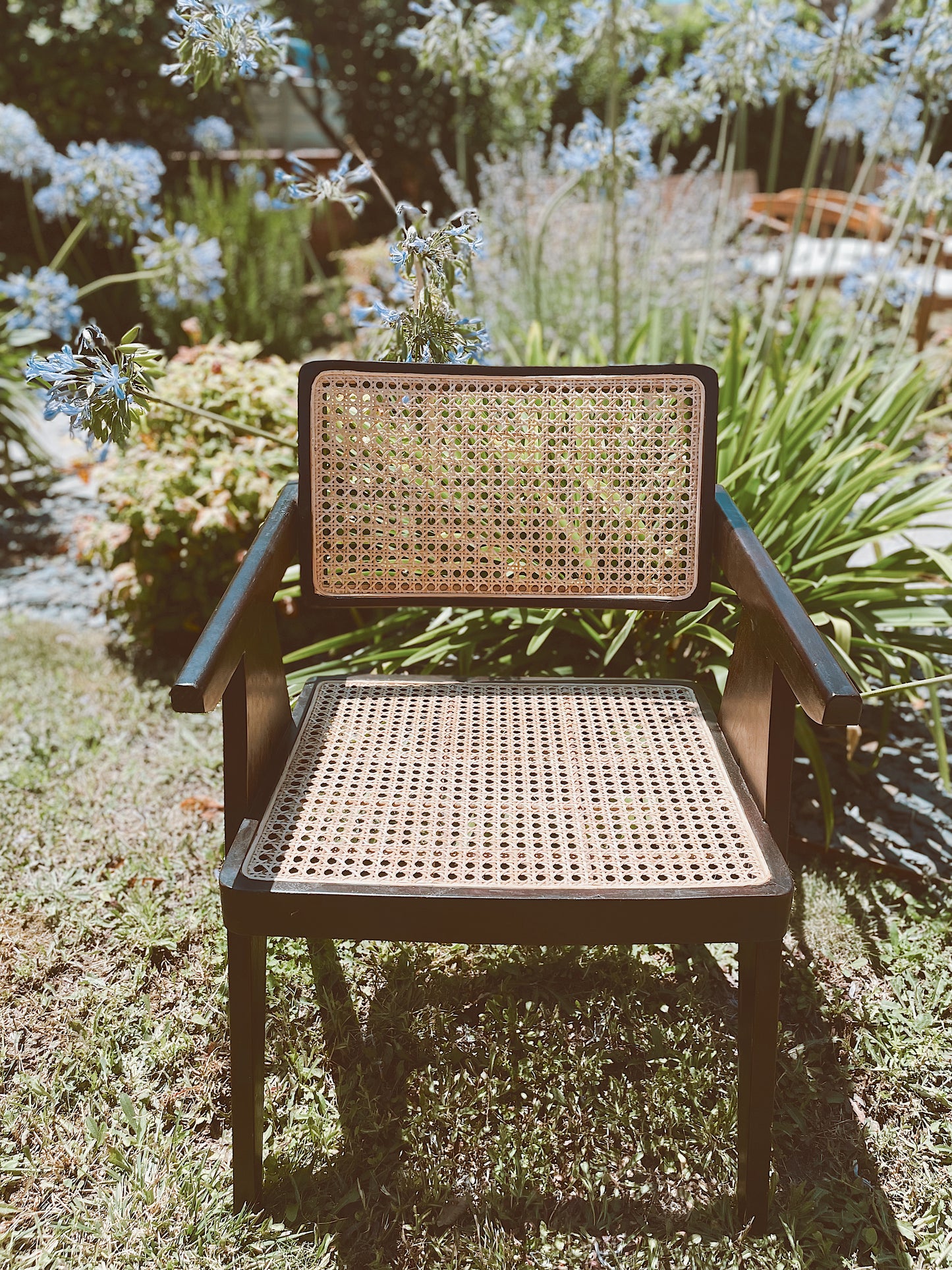 Fauteuil Bali Teck & cannage couleur noir