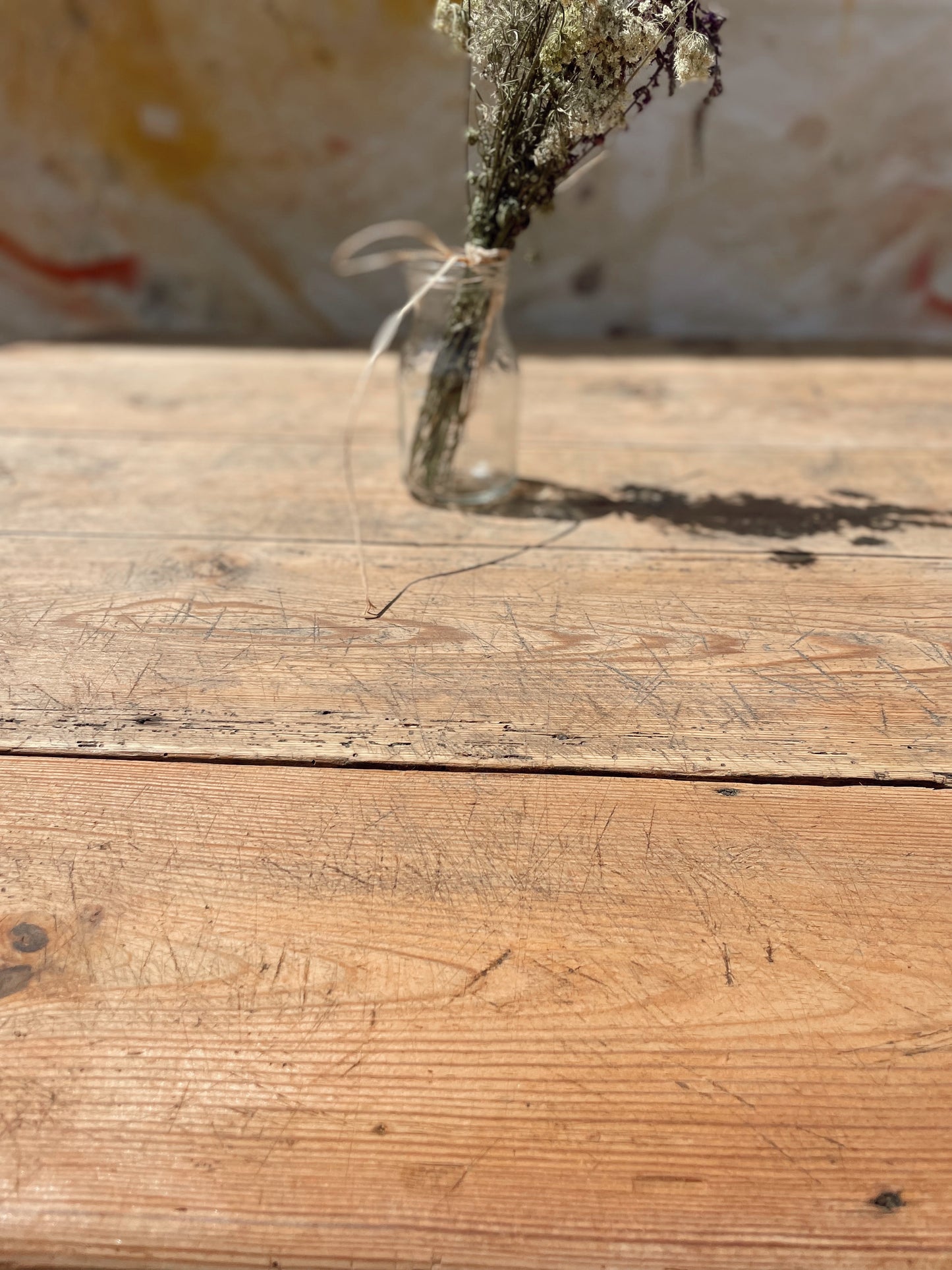 Table basse rustique en bois ancien