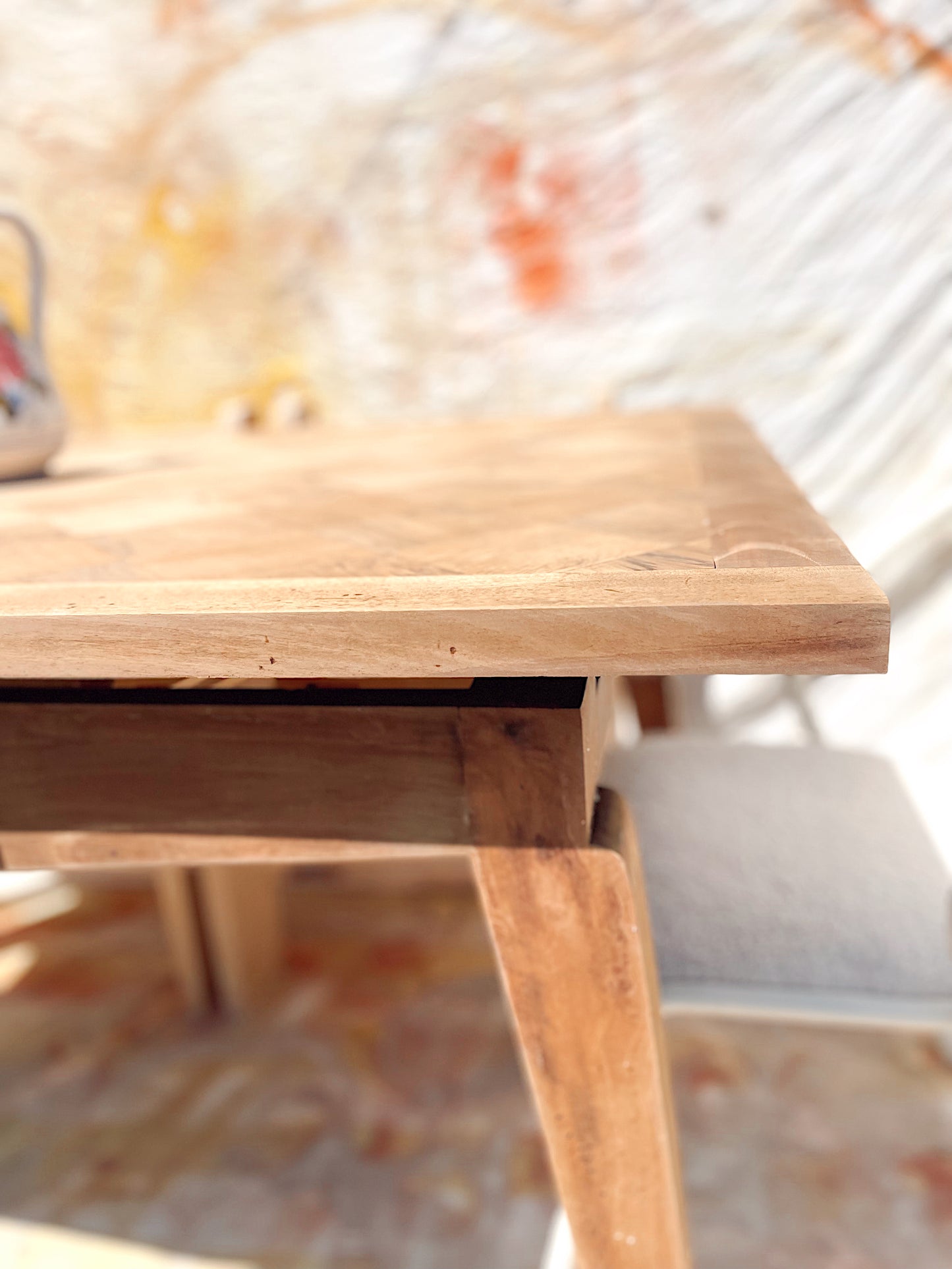 Table rectangulaire brutaliste en bois avec rallonges 230cm