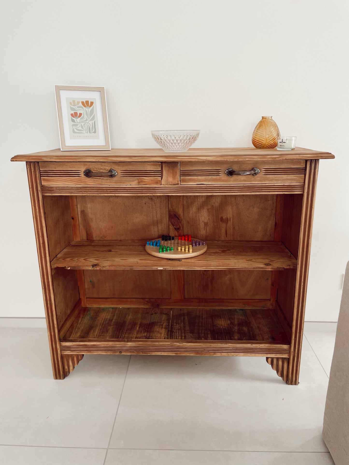 Buffet Parisien vintage en bois Brut Ouvert