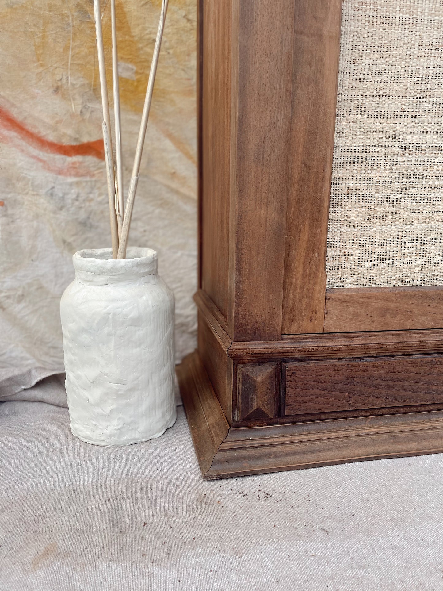 Buffet vintage « coffee » et raphia