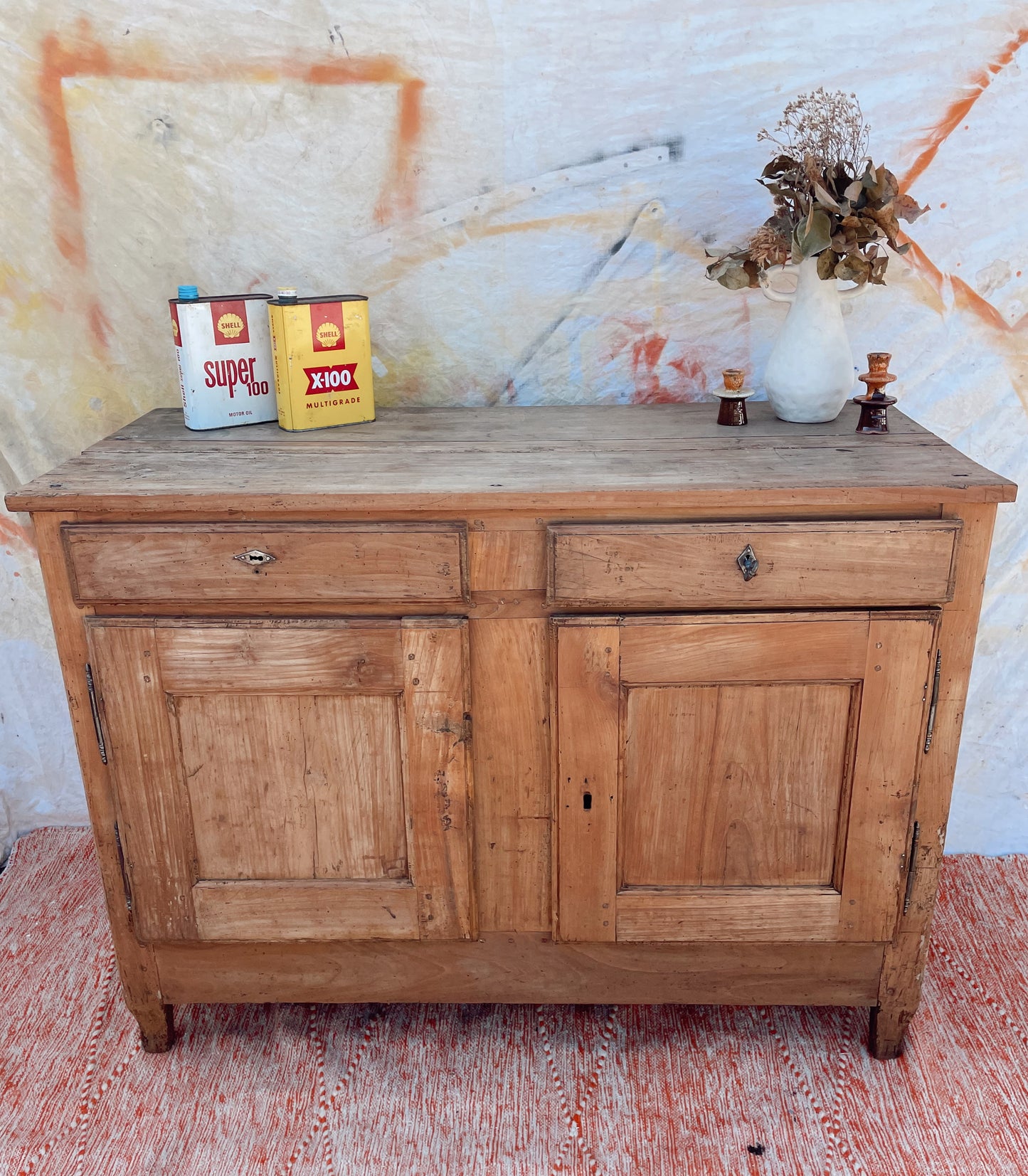 Buffet vintage rustique
