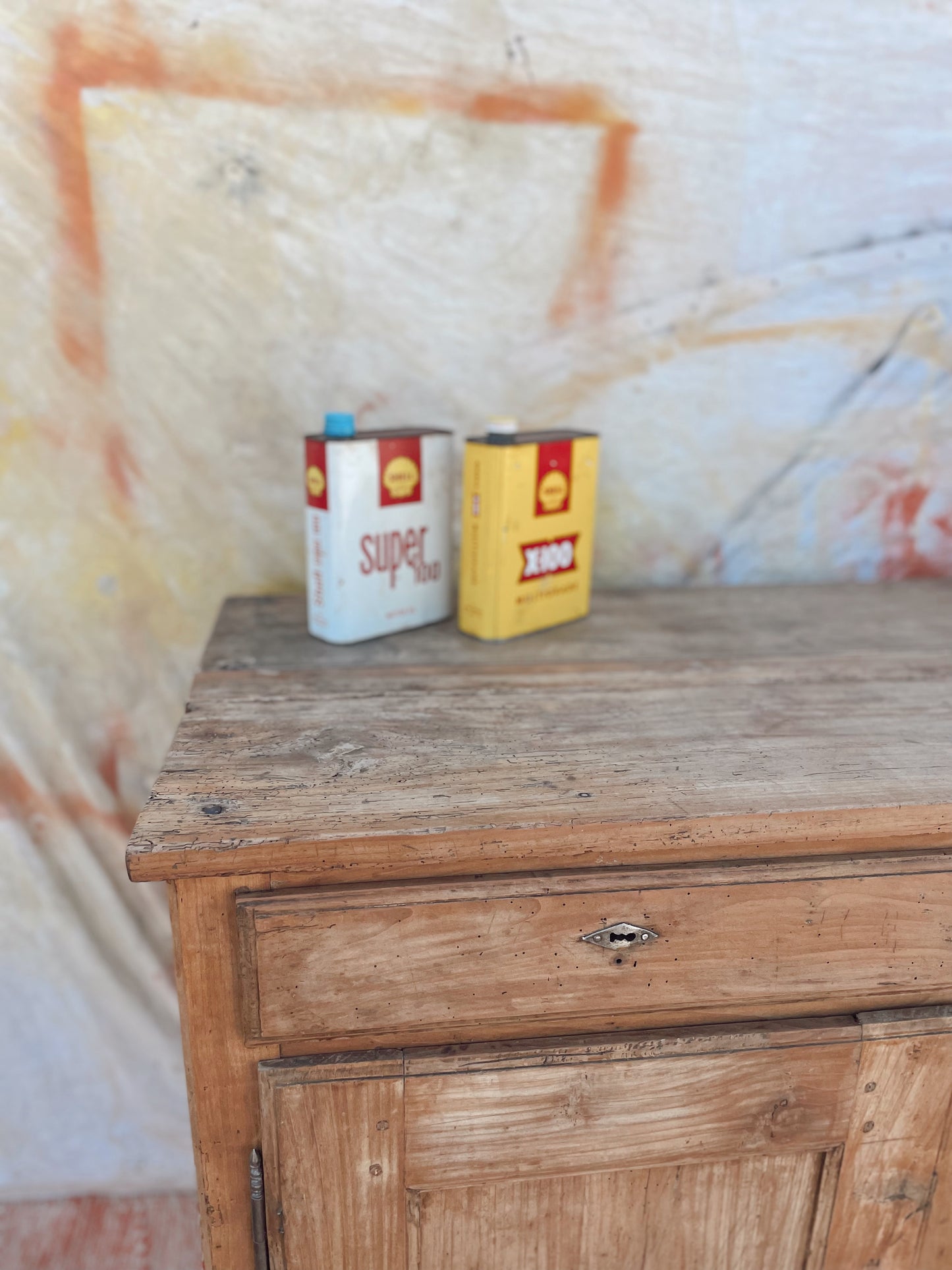 Buffet vintage rustique