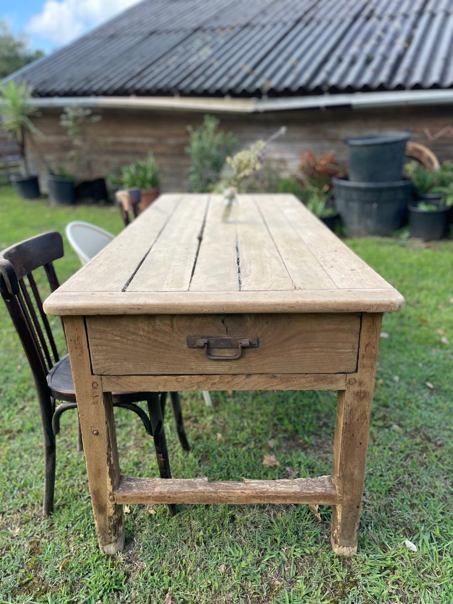 Magnifique table de ferme ancienne en chêne – 2m avec 2 tiroirs