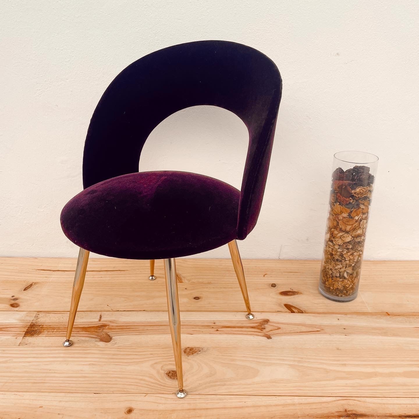 "Cocktail de Violettes" Fauteuil années 60