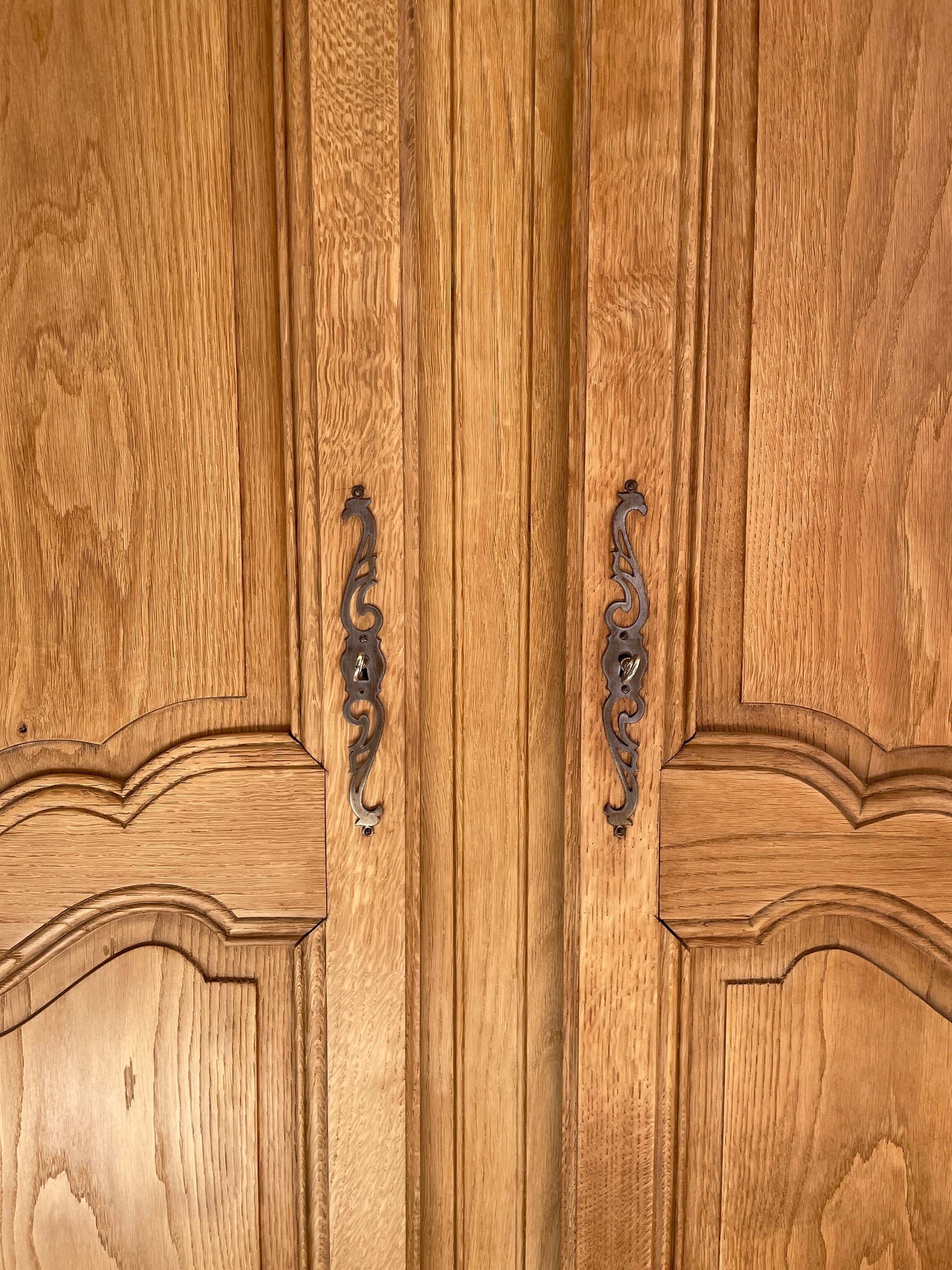 Armoire Vintage bois brut