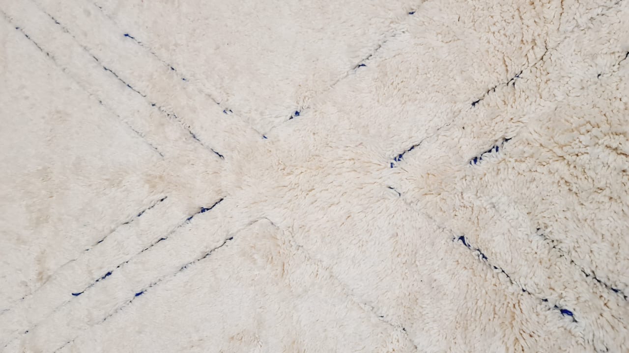 « X Blue», Tapis berbère béni Ouarain