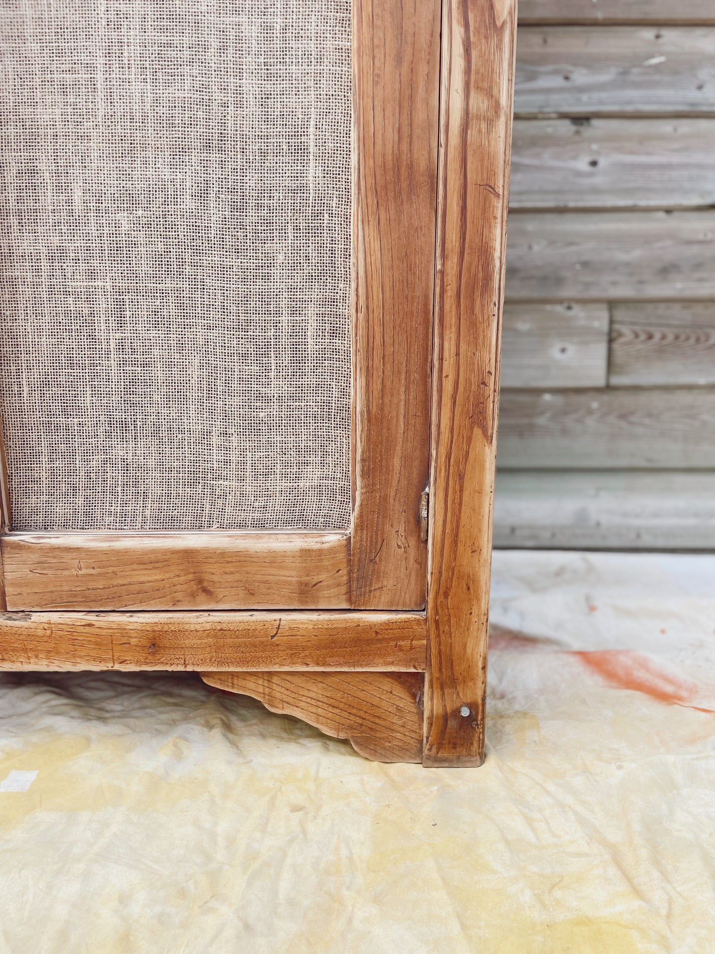 Armoire / Penderie vintage Bois Brut et Toile de Jute