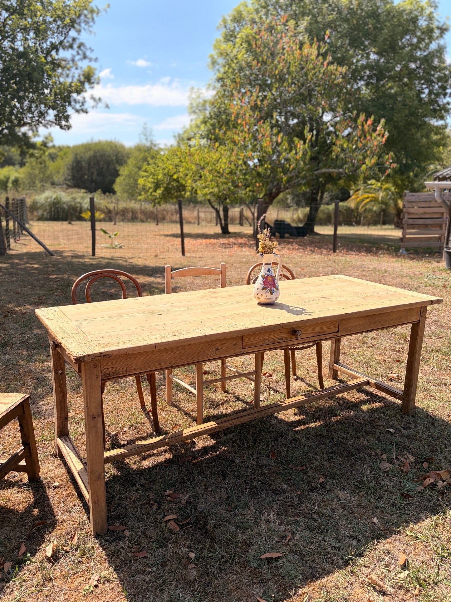 Ancienne table de ferme en bois massif – 200 cm – 3 tiroirs