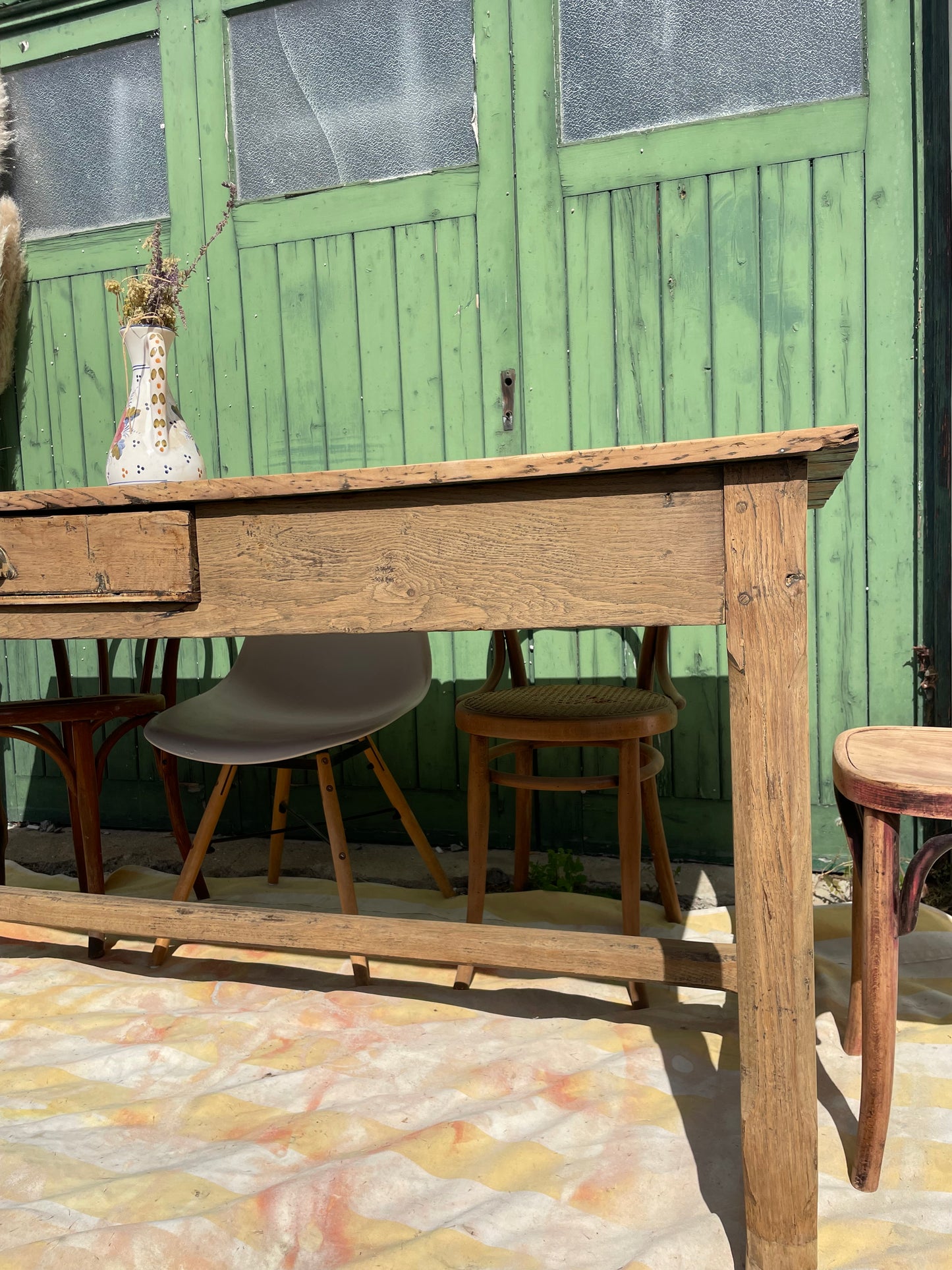 Table de ferme rustique et vintage bois brut décapé 180cm