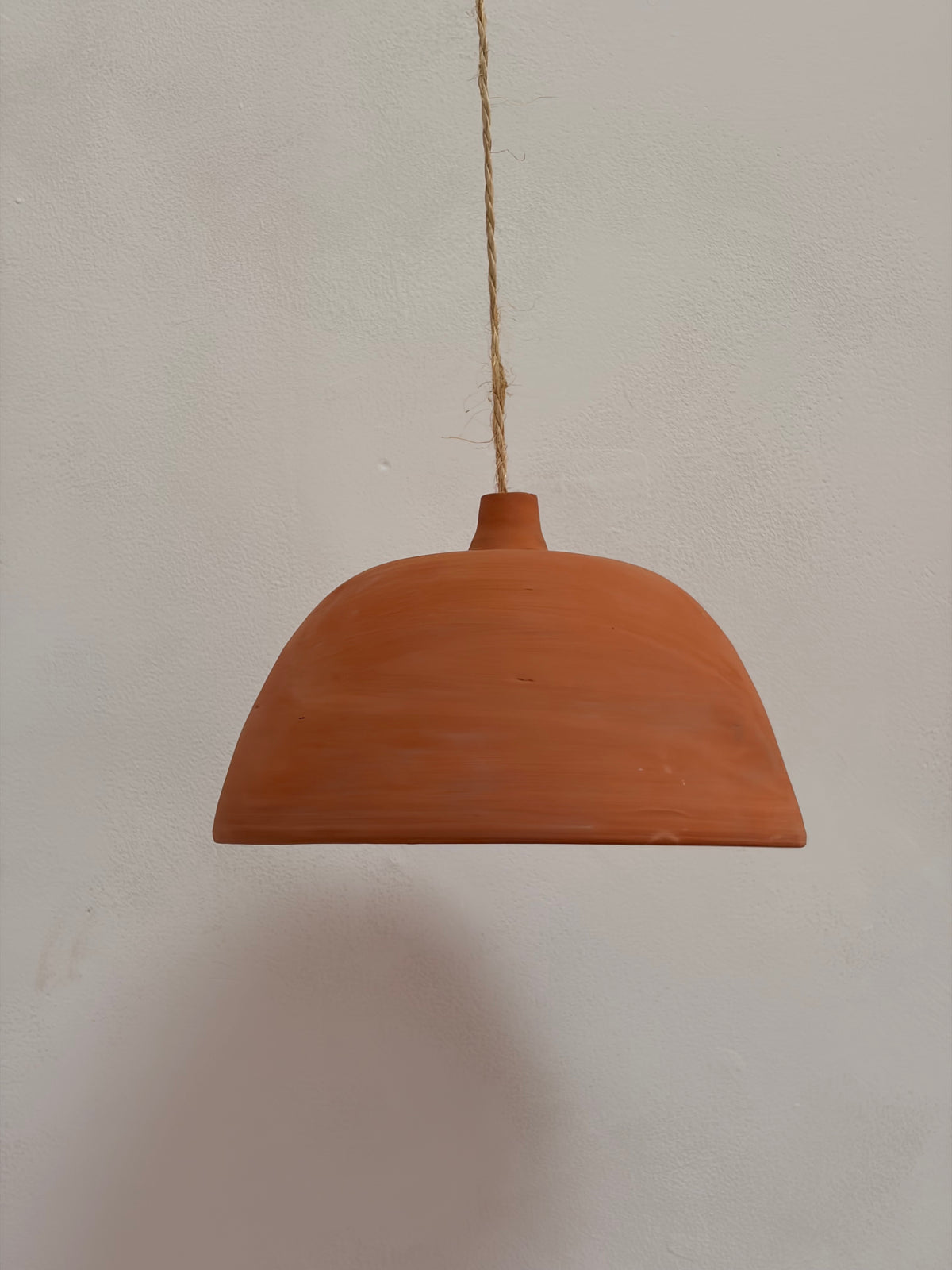 Suspension artisanale en terre cuite Soléa n°1 – Pièce unique