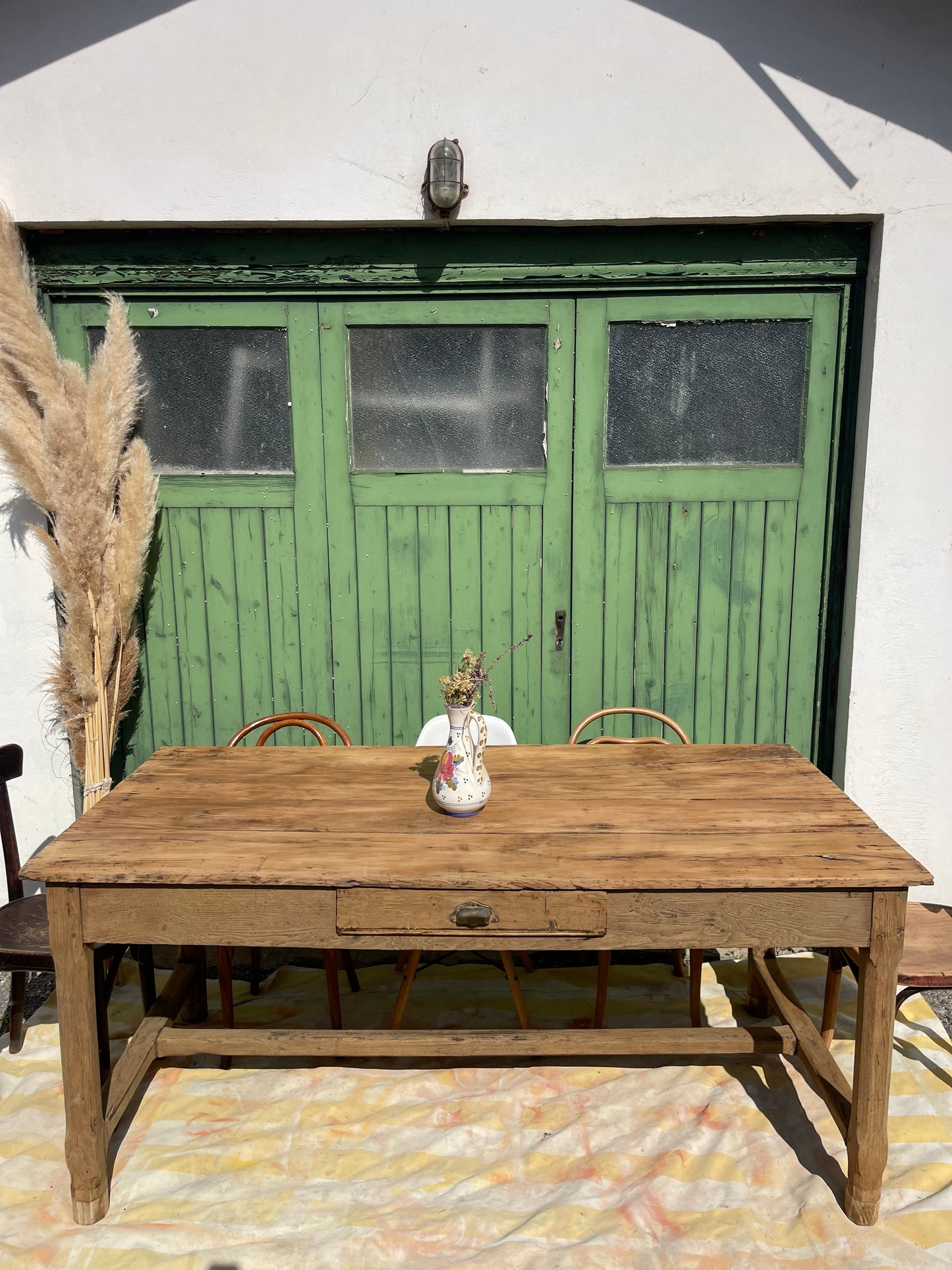 Table de ferme rustique et vintage bois brut décapé 180cm