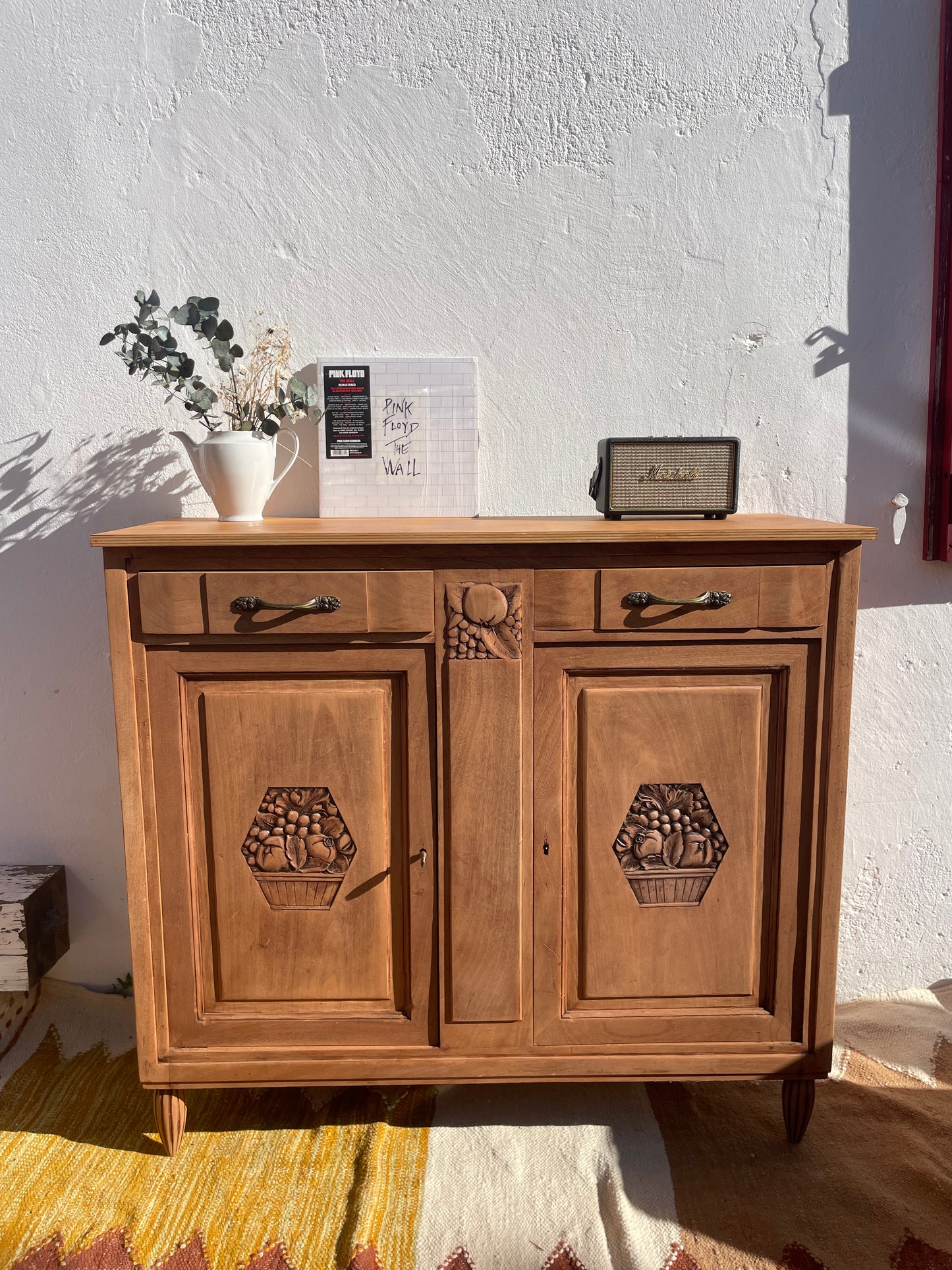 Buffet ancien en bois massif – meuble campagne chic