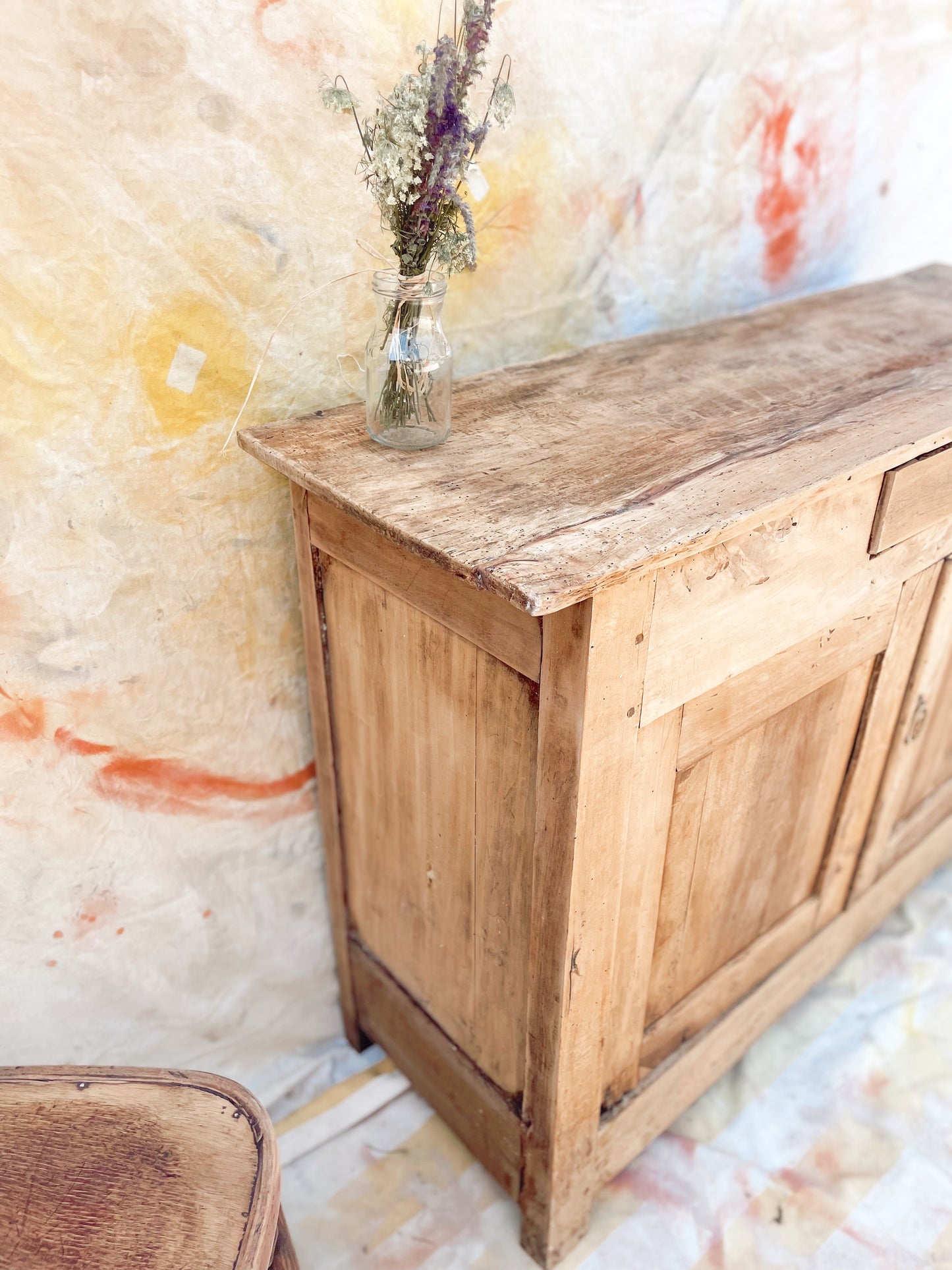 Buffet parisien  en  bois brut et décapé