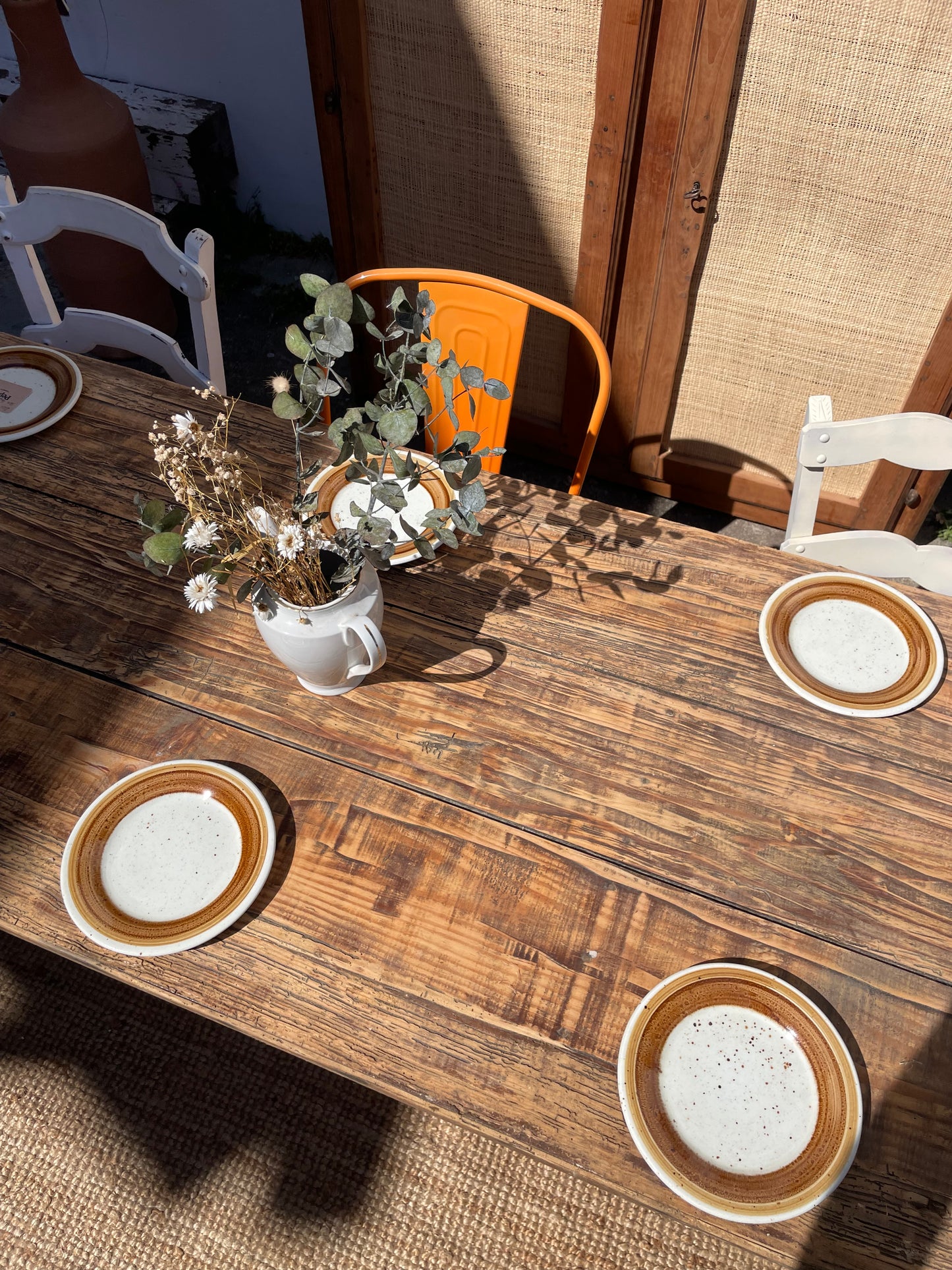 Table de Ferme Basque — L’Âme des Grandes Tablées
Pin des Landes · Fin XIXe siècle · 230 × 75 × 75 cm
