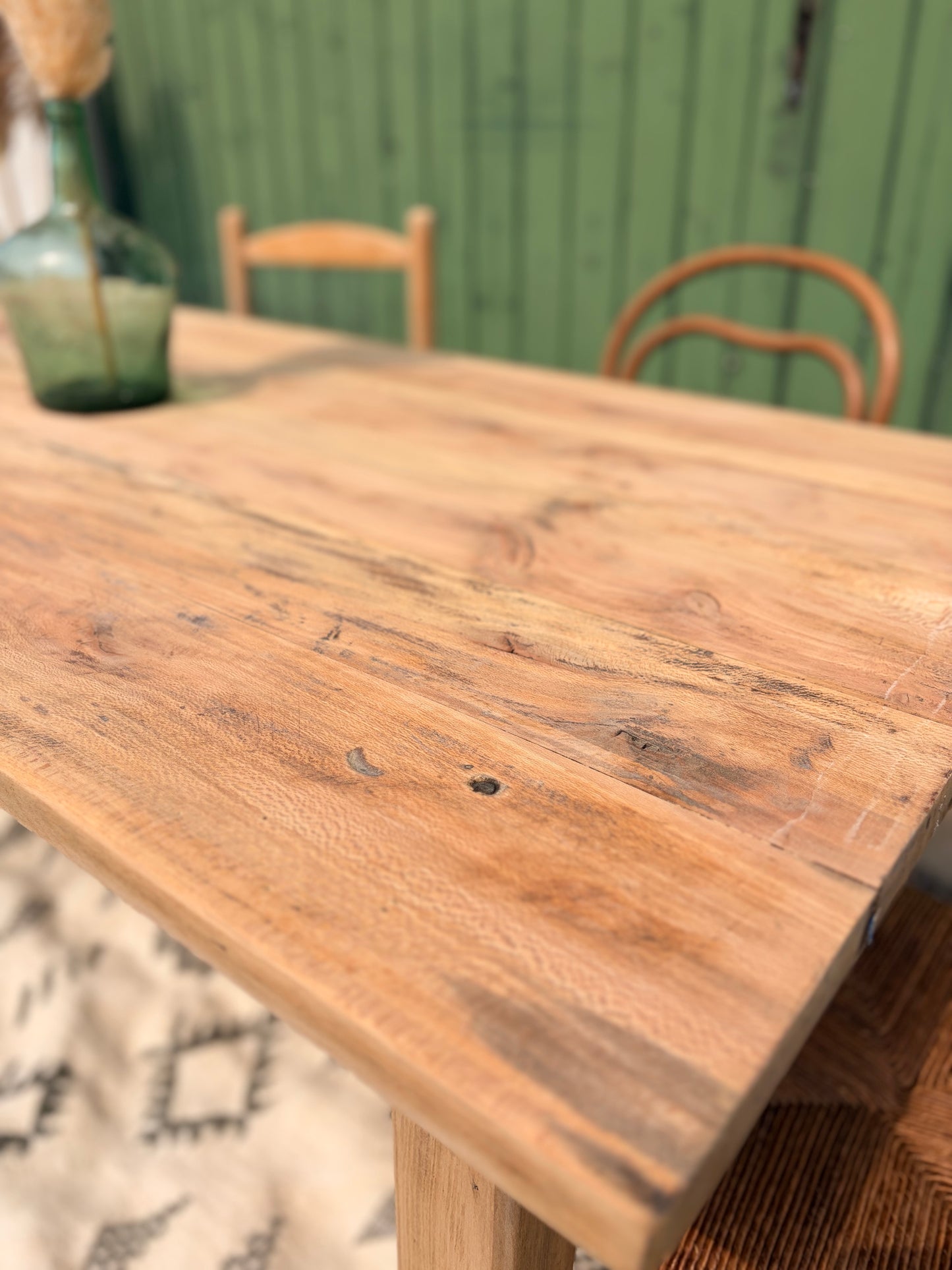 Table de ferme ancienne en bois massif – 160 x 79 cm