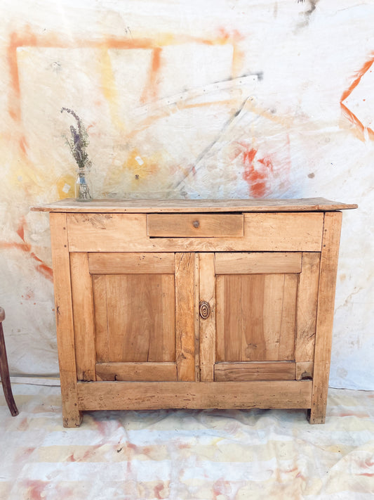 Buffet parisien  en  bois brut et décapé