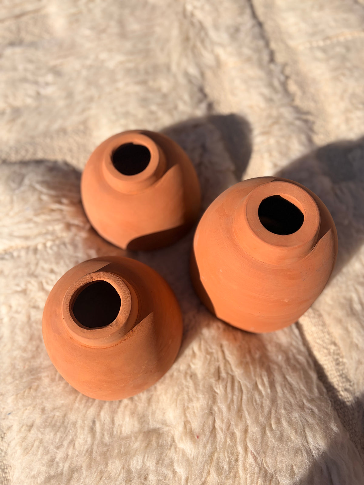 Trio Noma – Ensemble de 3 suspensions en terre cuite artisanales