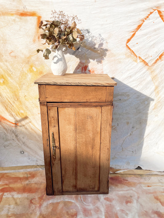 Meuble d’appoint vintage bois brut