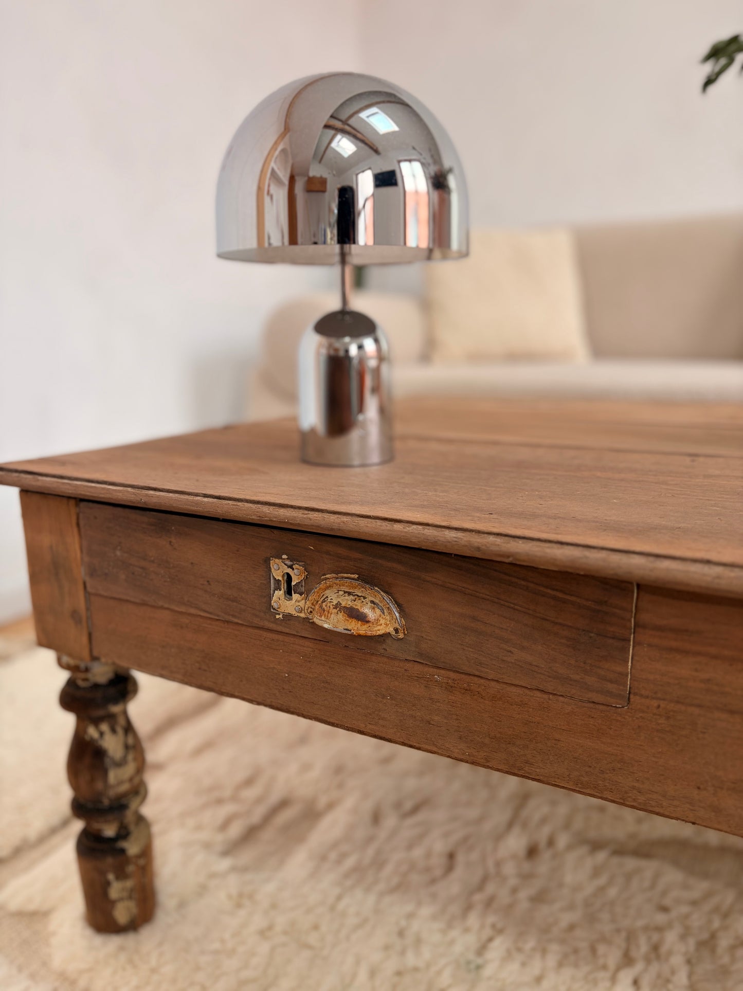 Grande table basse de ferme bois massif décapé - 137 x 74
