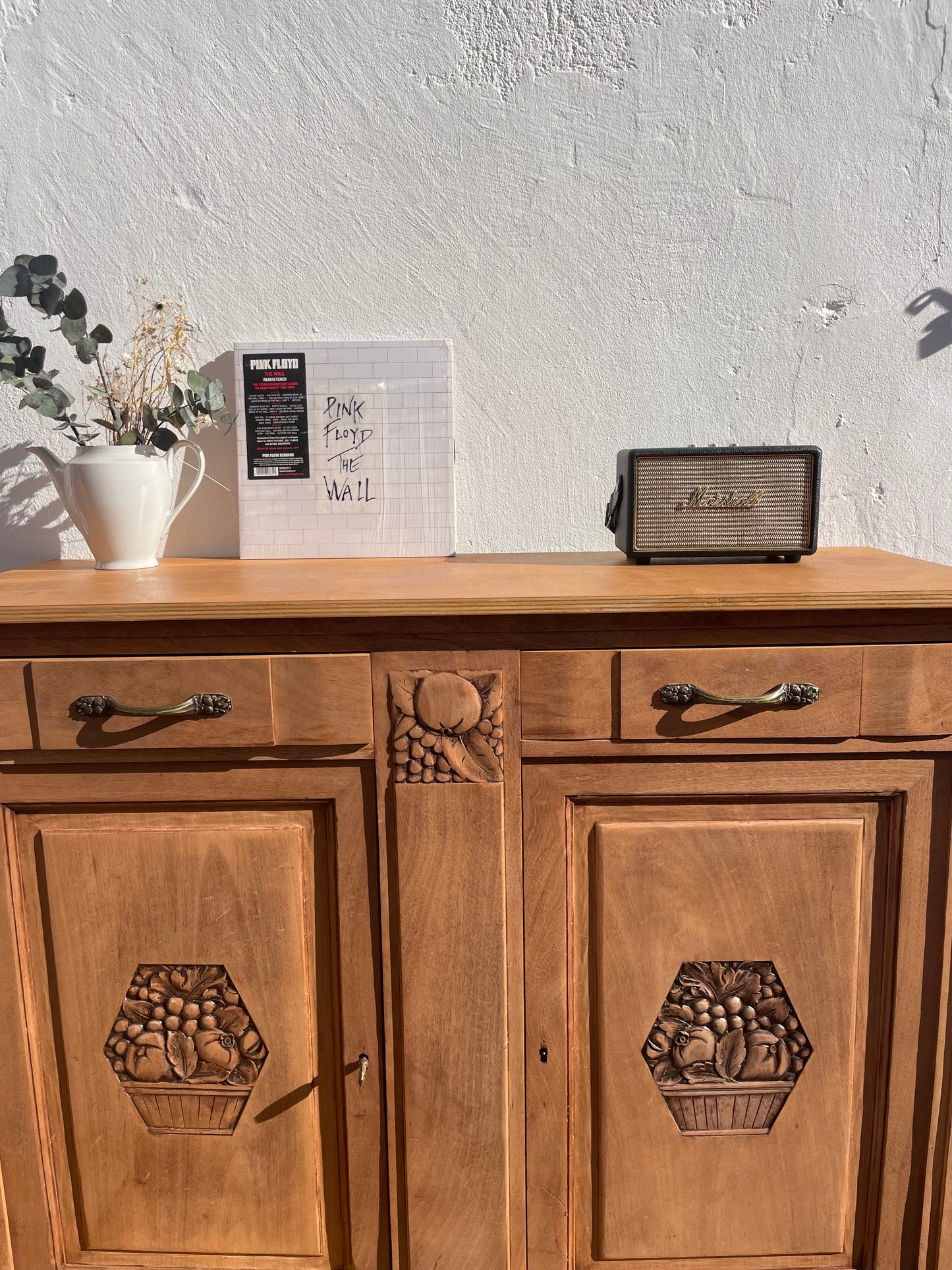 Buffet ancien en bois massif – meuble campagne chic