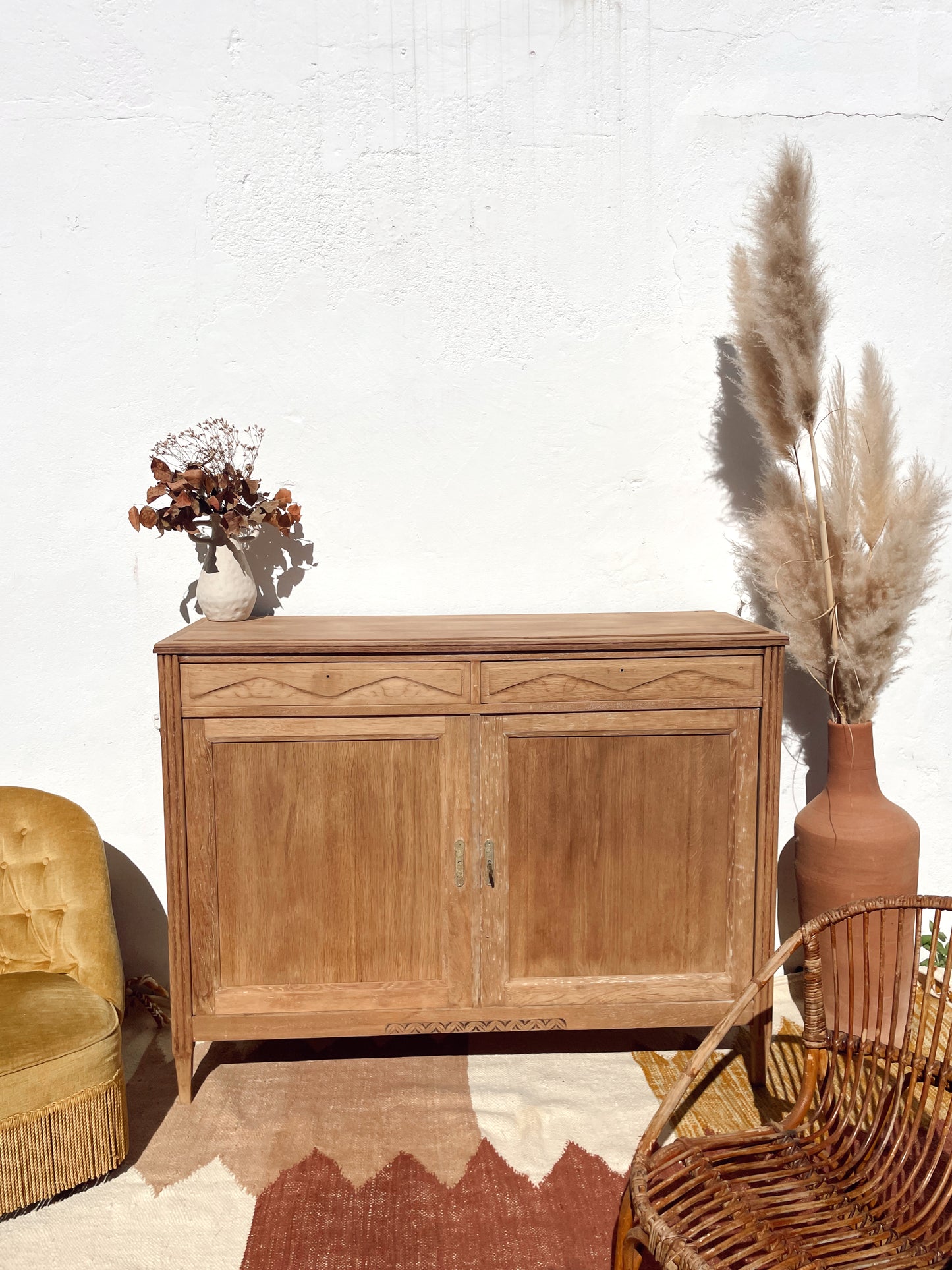 Buffet parisien ancien en bois massif — 2 portes — années 40-60