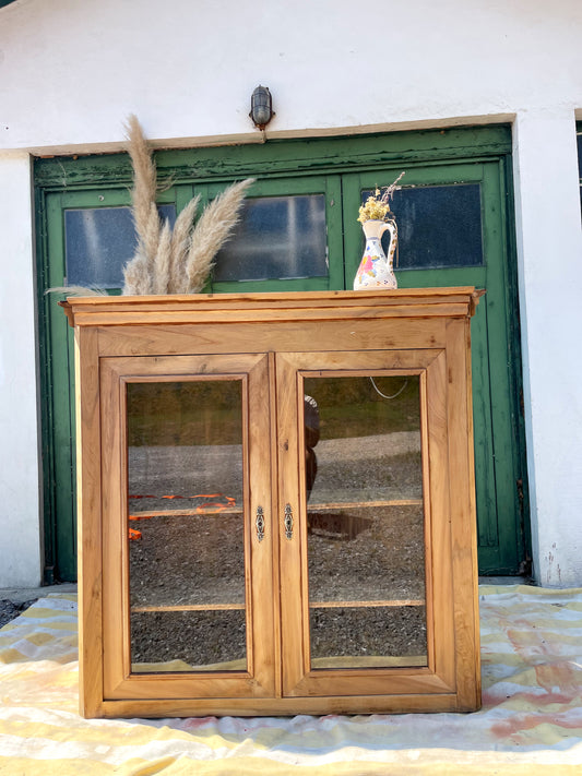 Buffet vitrine  bohème bois brut décapé