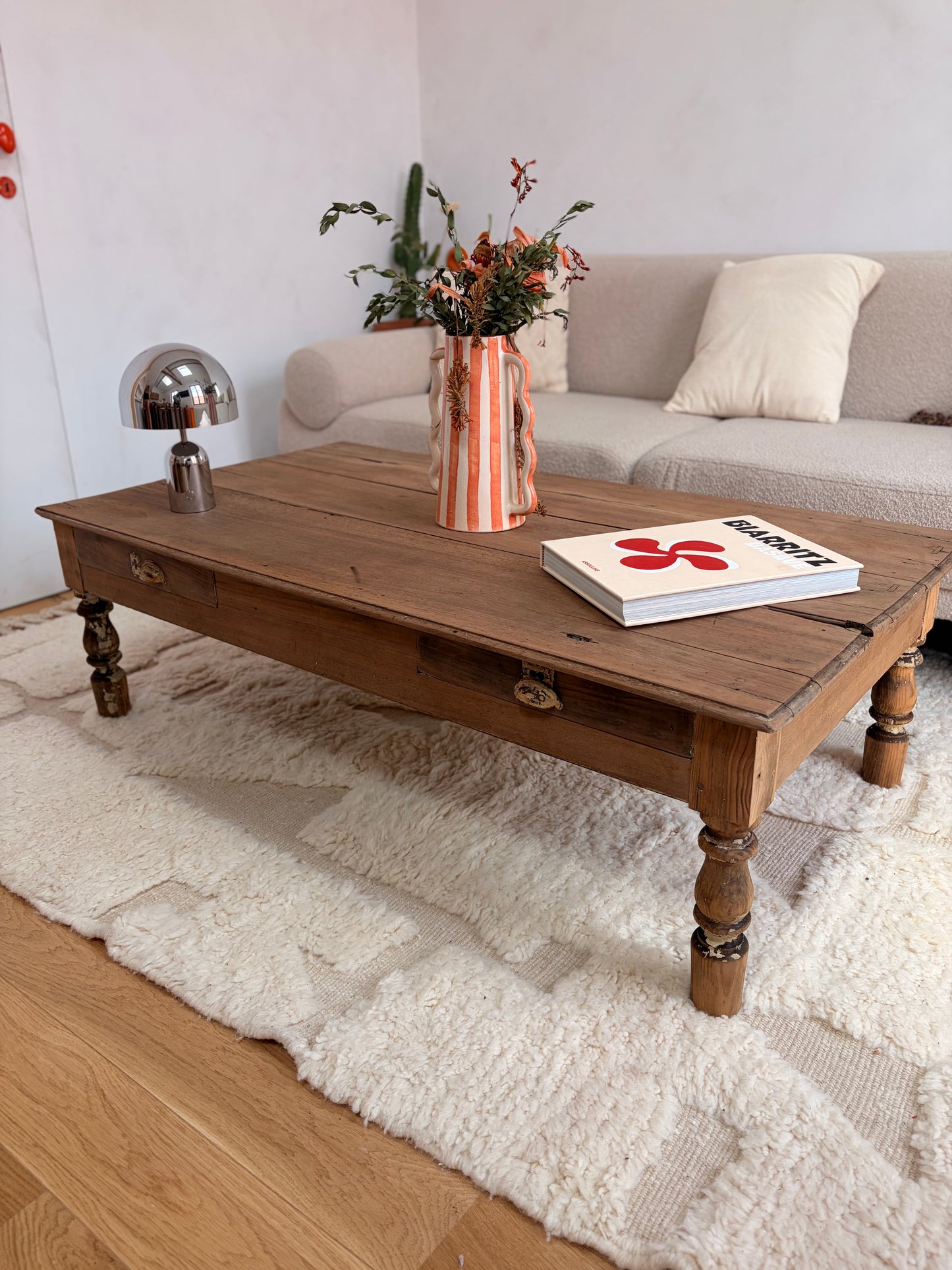 Grande table basse de ferme bois massif décapé - 137 x 74