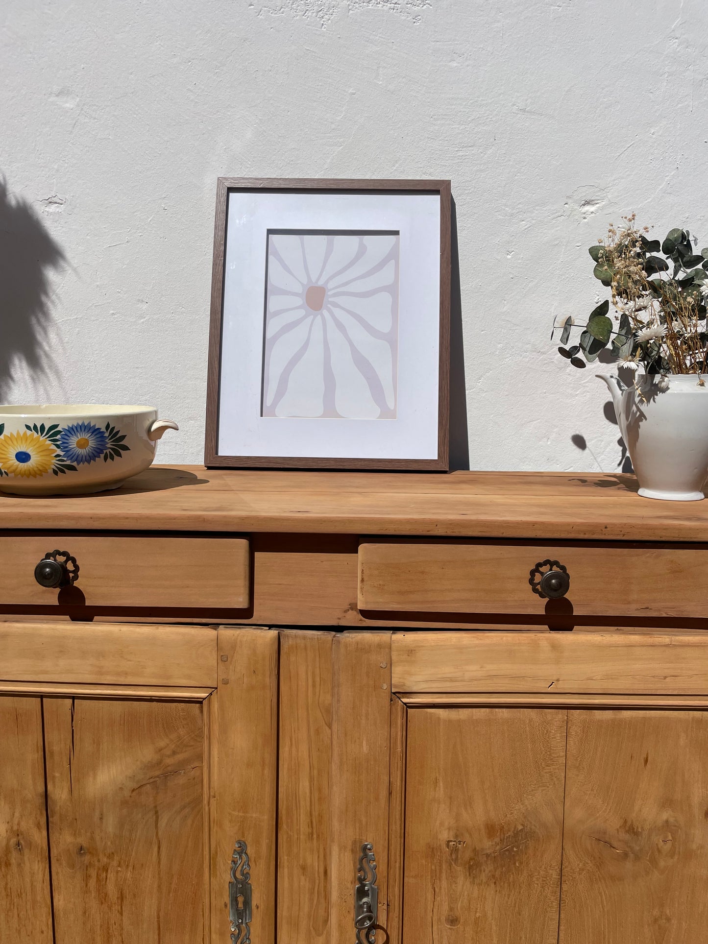 Buffet bohème vintage en bois brut massif - entièrement décapé