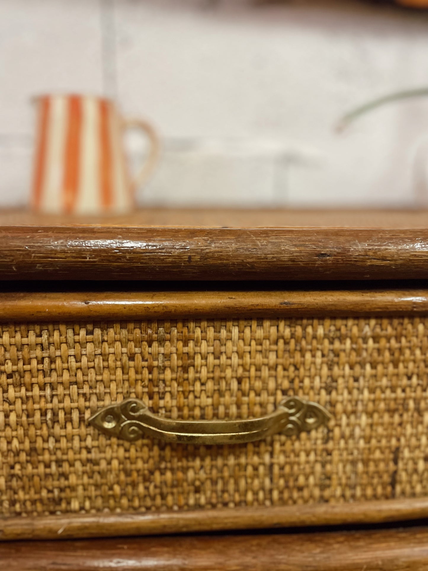 Commode vintage rotin années 50-60