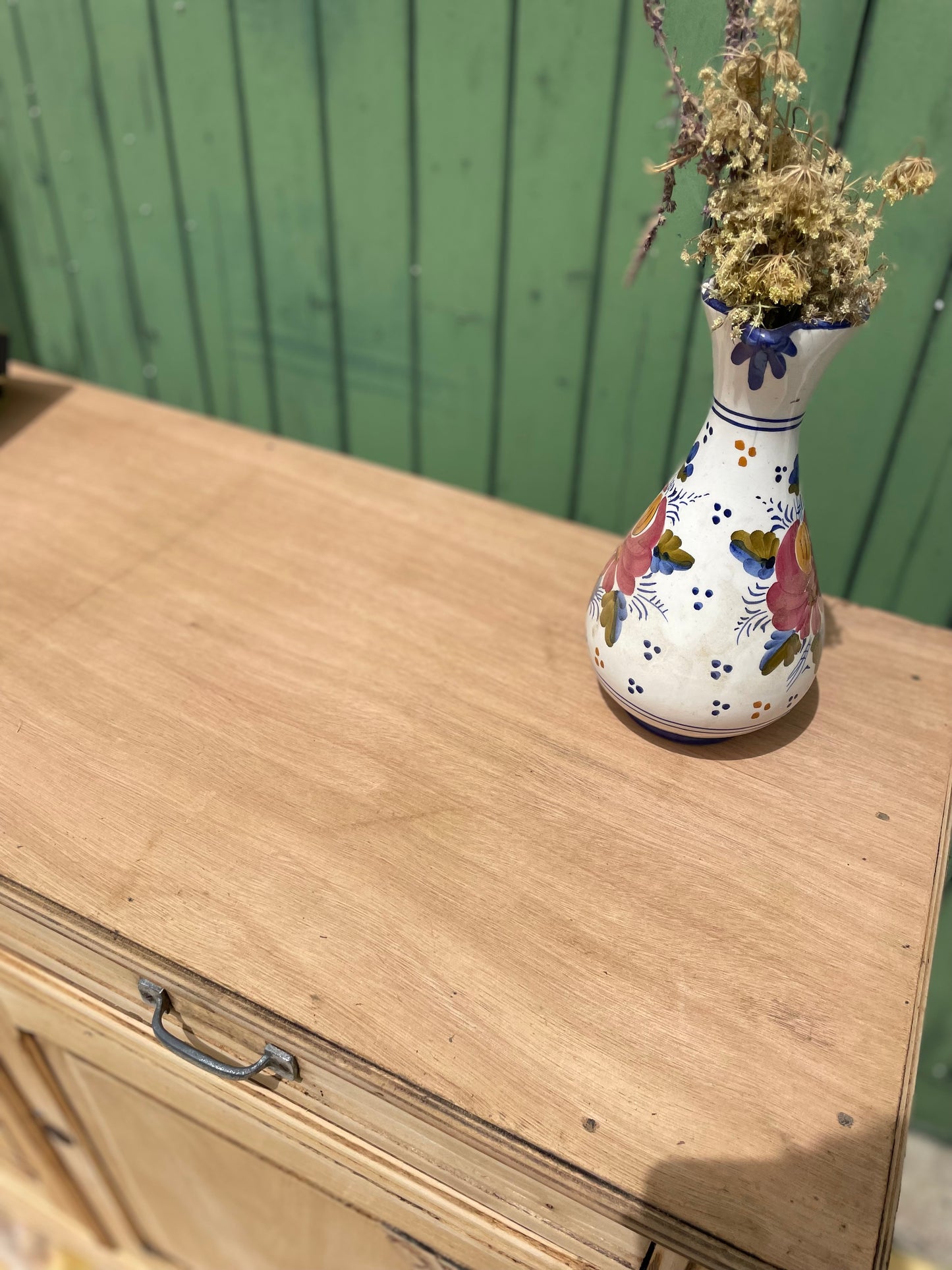 Buffet ancien en bois brut  décapé – Esprit campagne chic