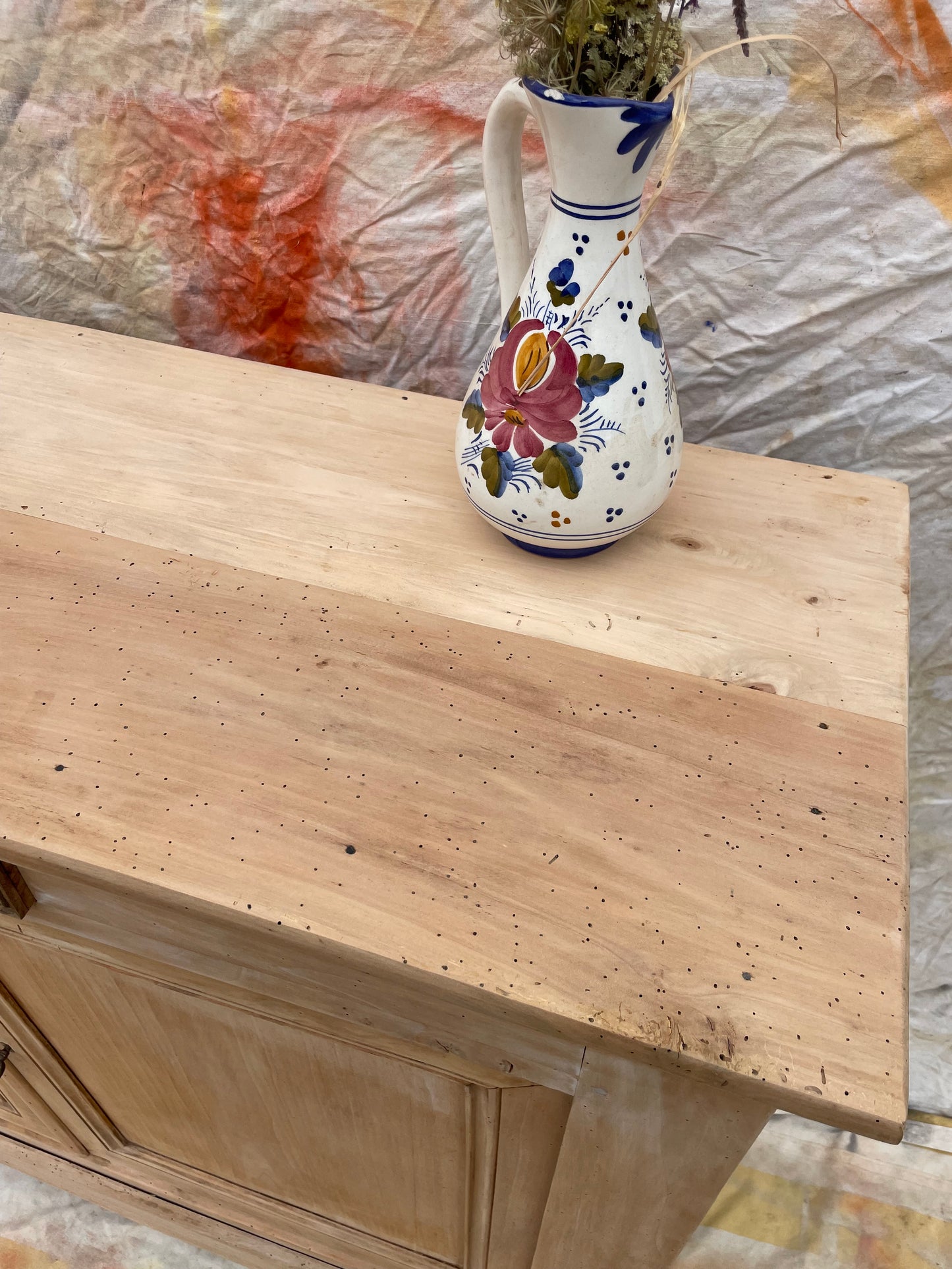 Buffet ancien en bois massif – patine naturelle – meuble de charme
