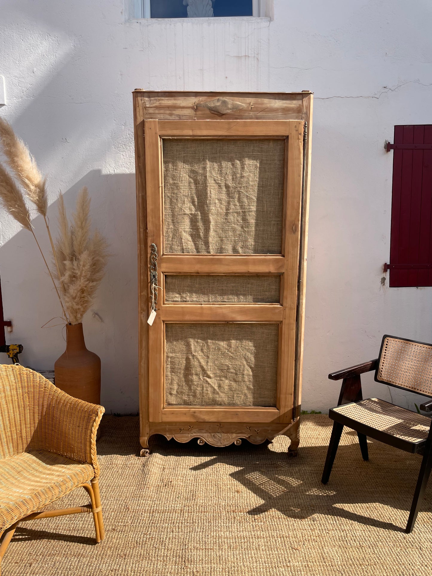 Grande armoire ancienne bois & toile de jute