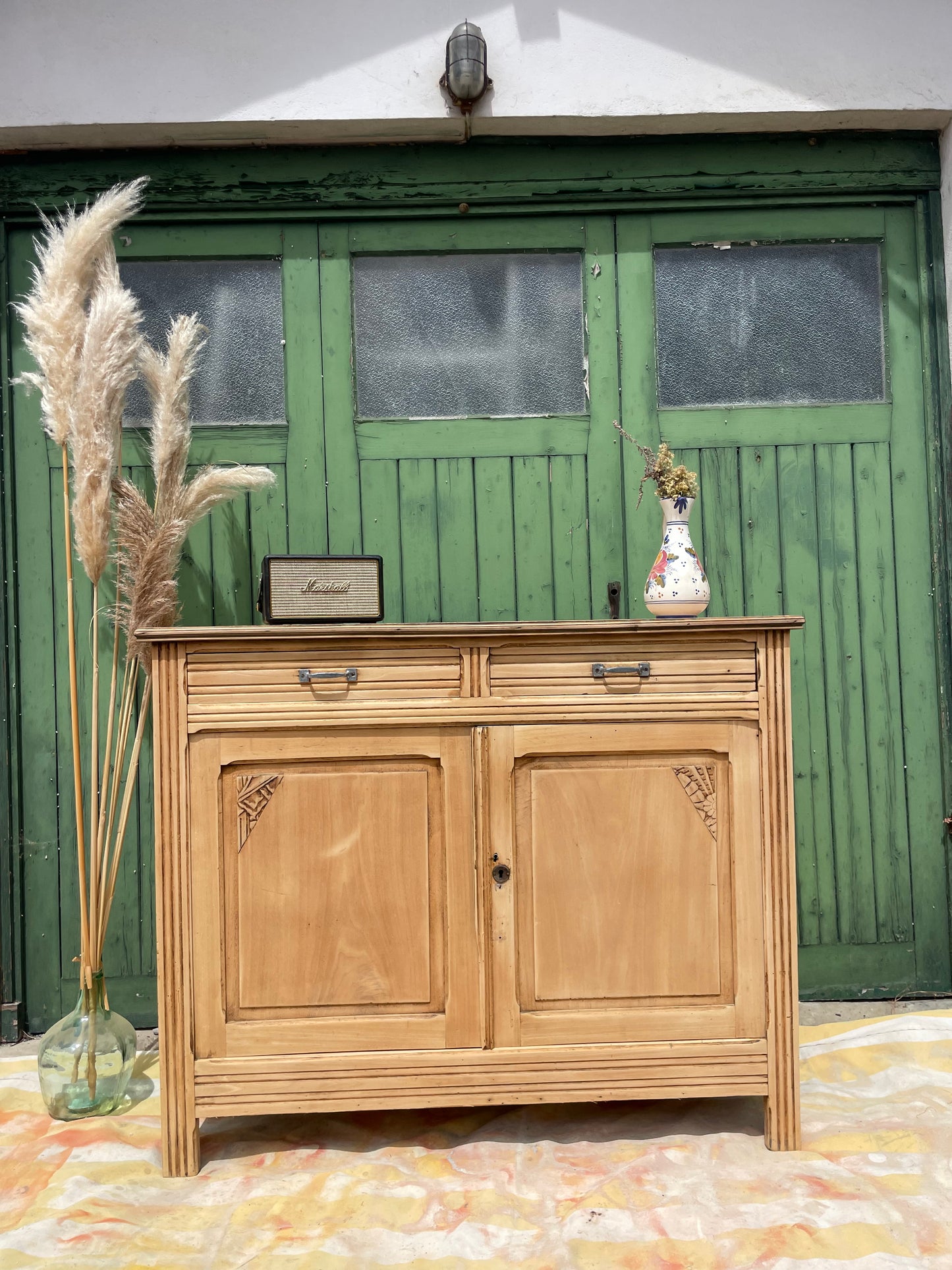 Buffet ancien en bois brut  décapé – Esprit campagne chic