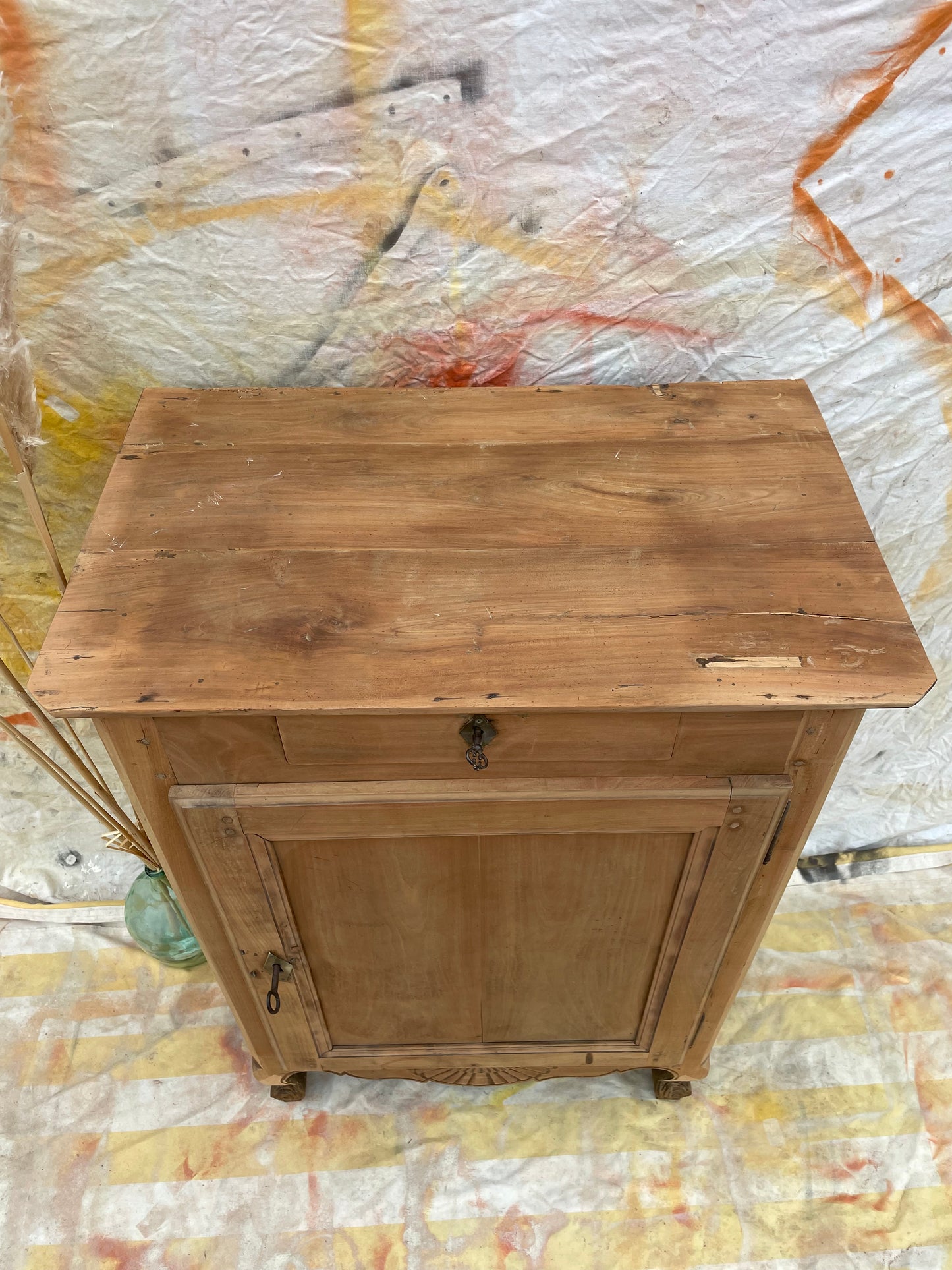 Confiturier ancien en bois massif – meuble de charme